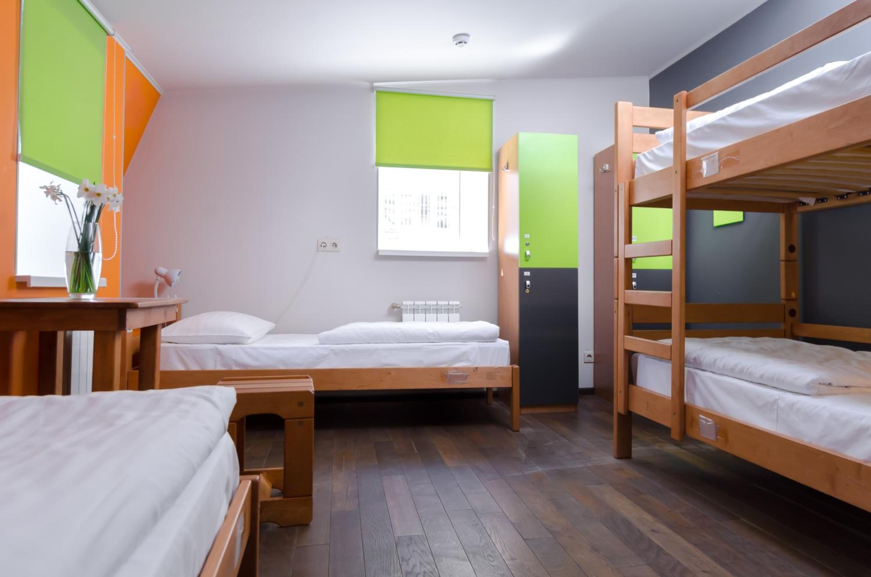 Single Bed in 6-Bed Dormitory Room photo 1
