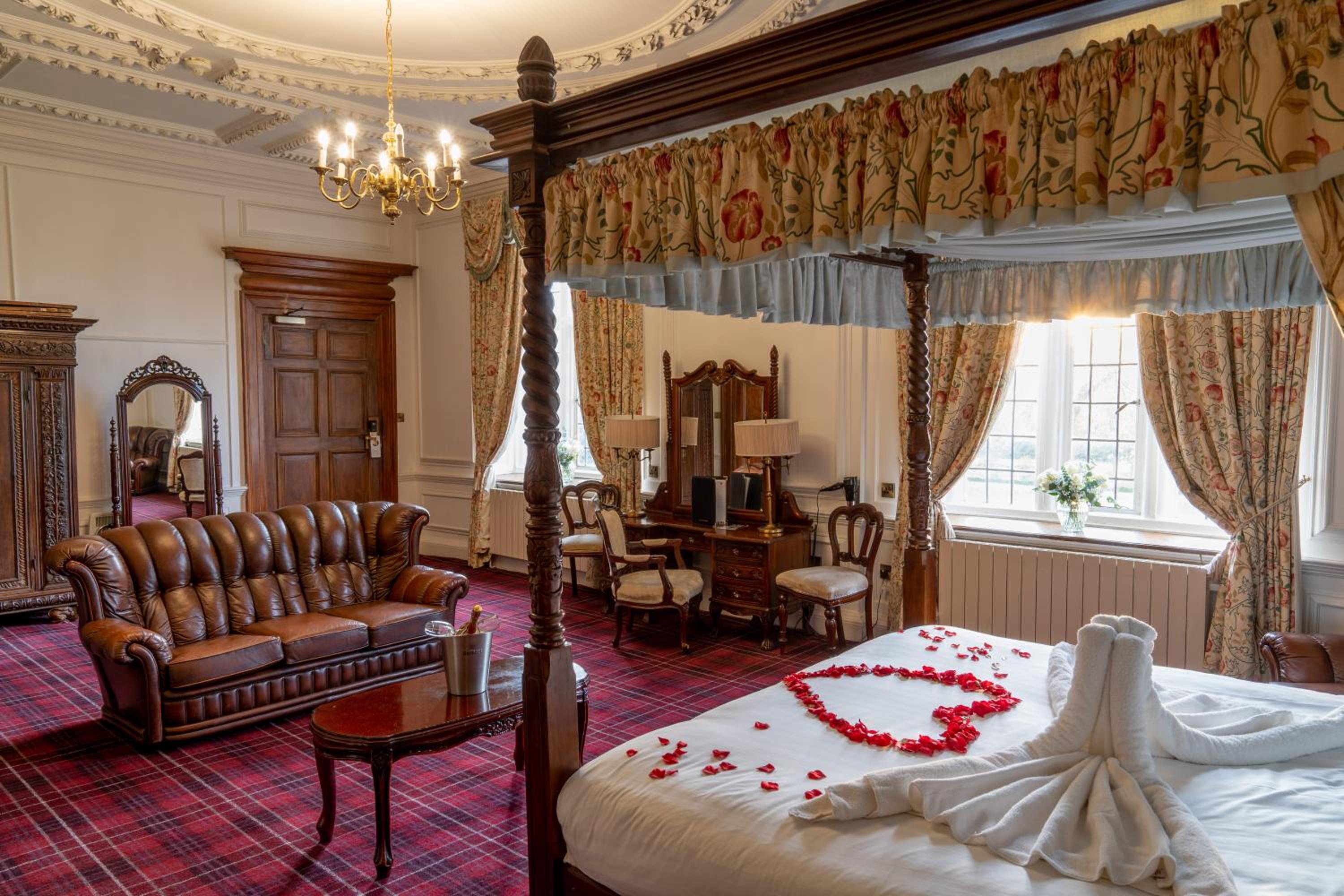 King Suite - Photo 6
