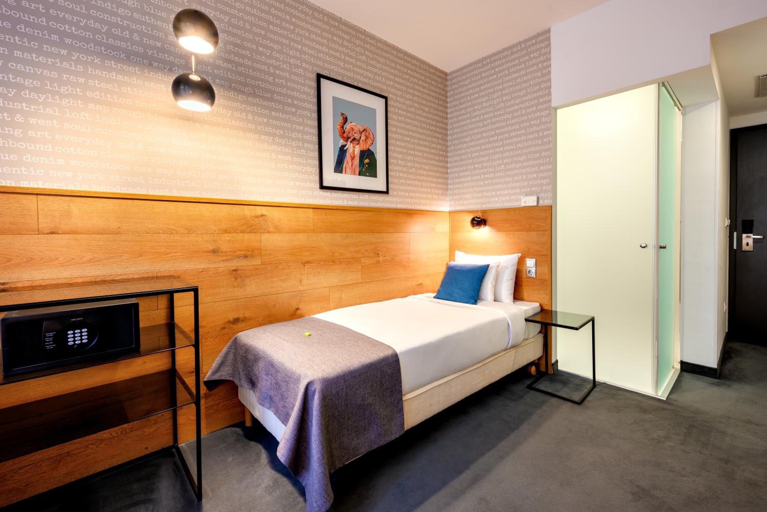 Single Room