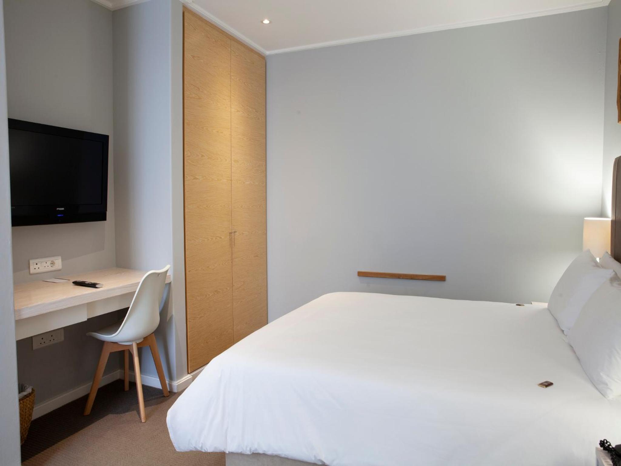 Queen Room - Photo 3
