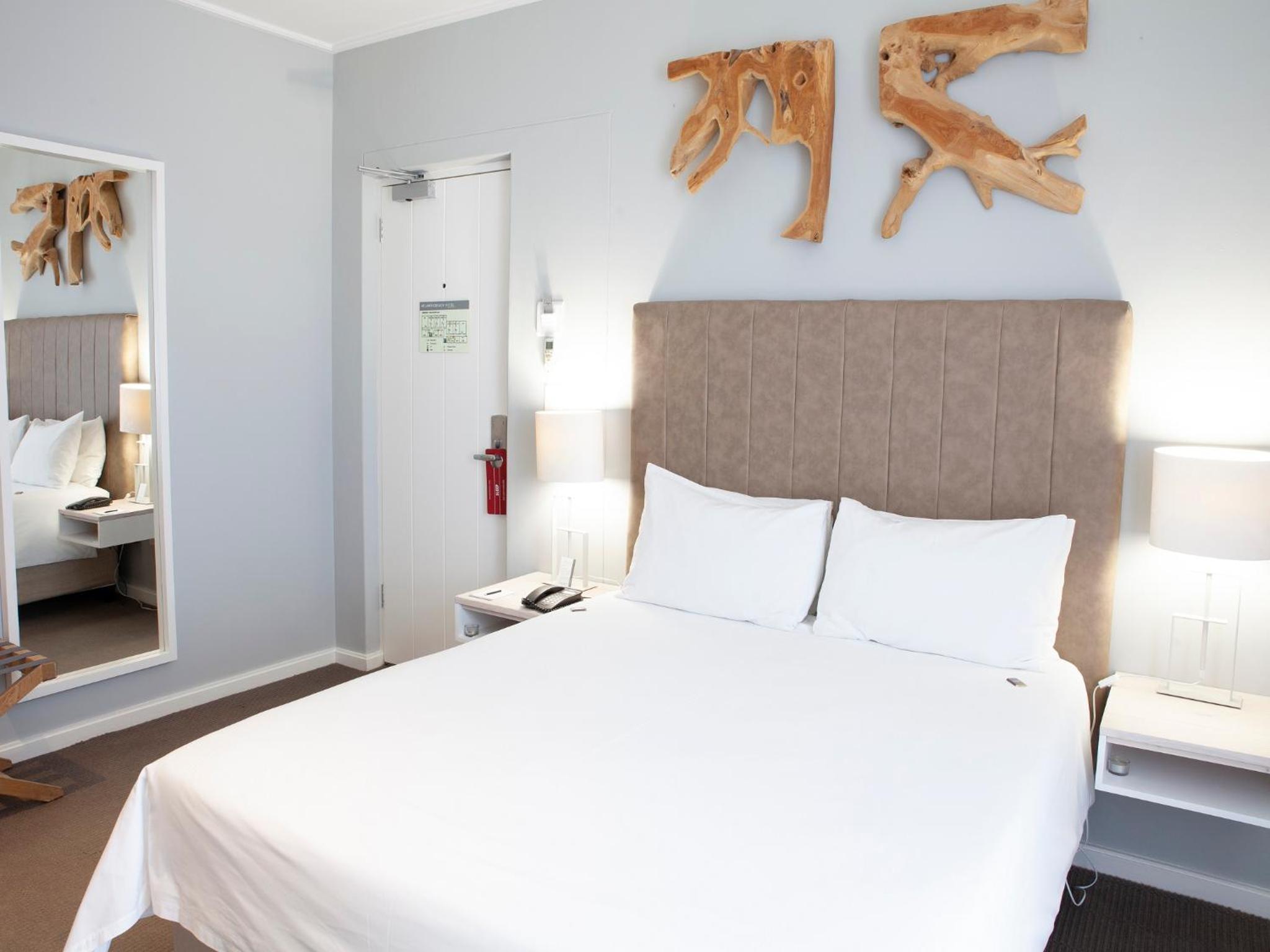 Queen Room - Photo 8