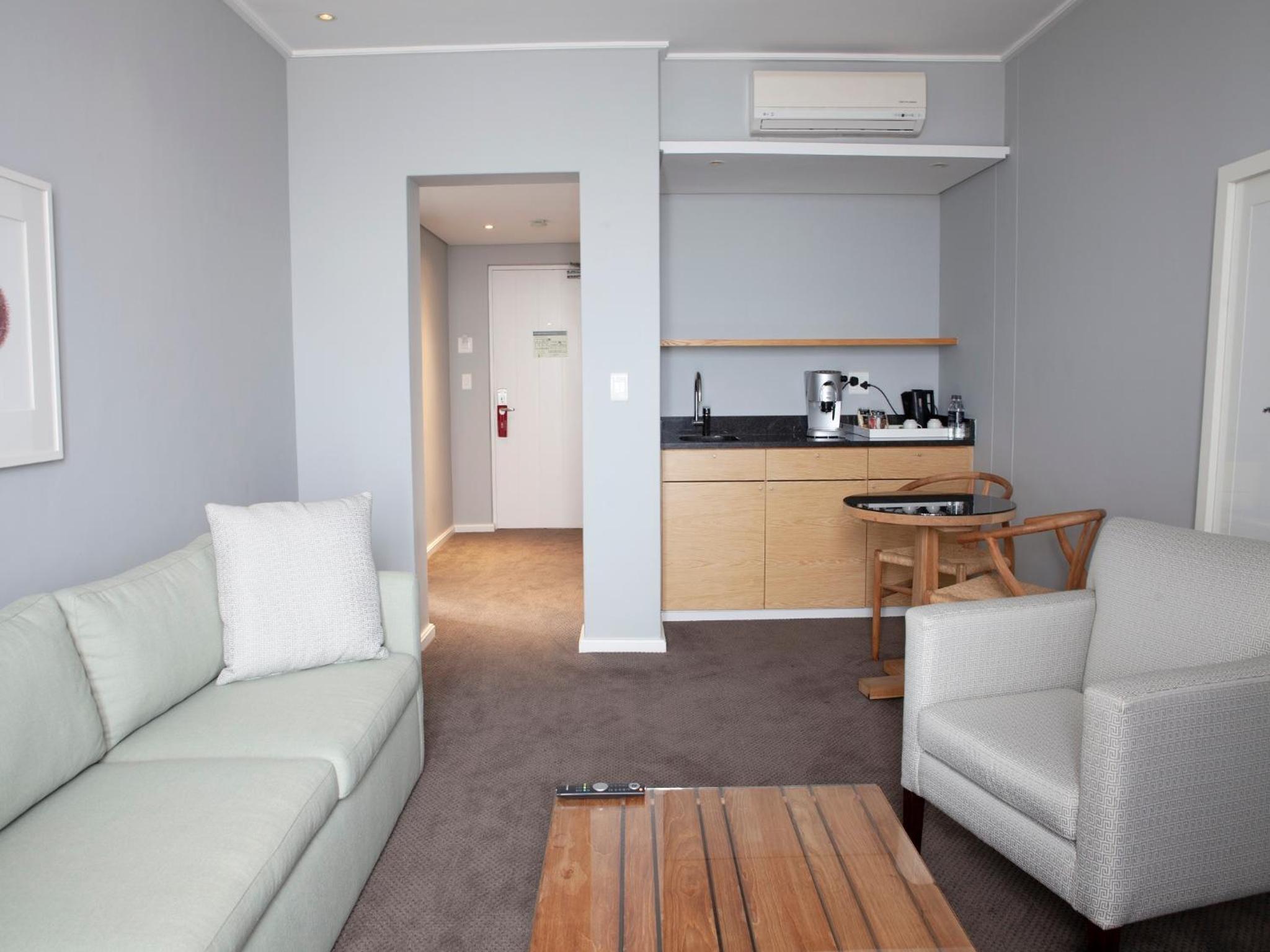 King Suite with Sea View photo 3