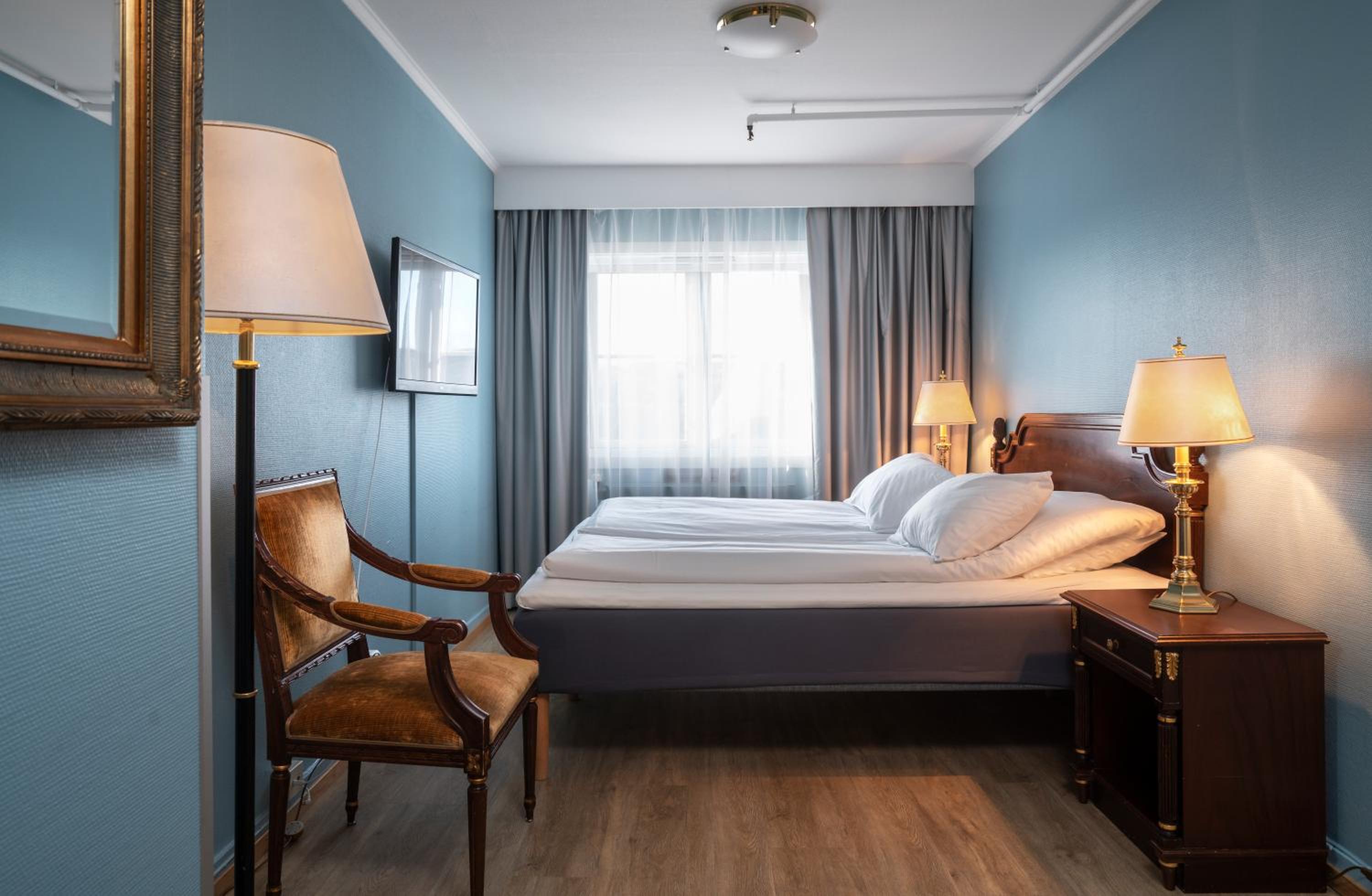 Standard Double Room - Photo 2