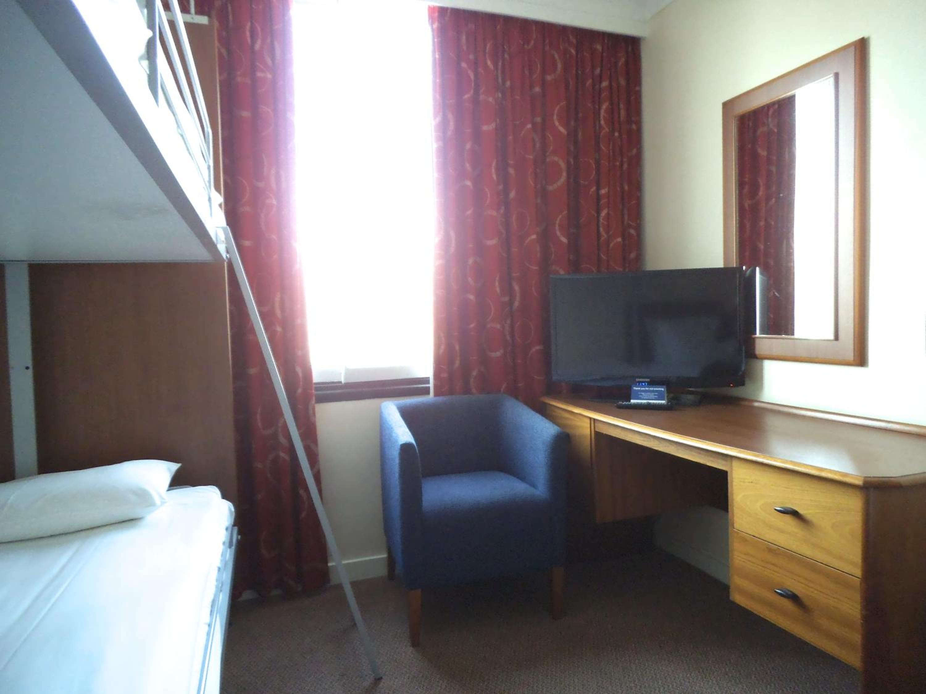 Family Room photo 2