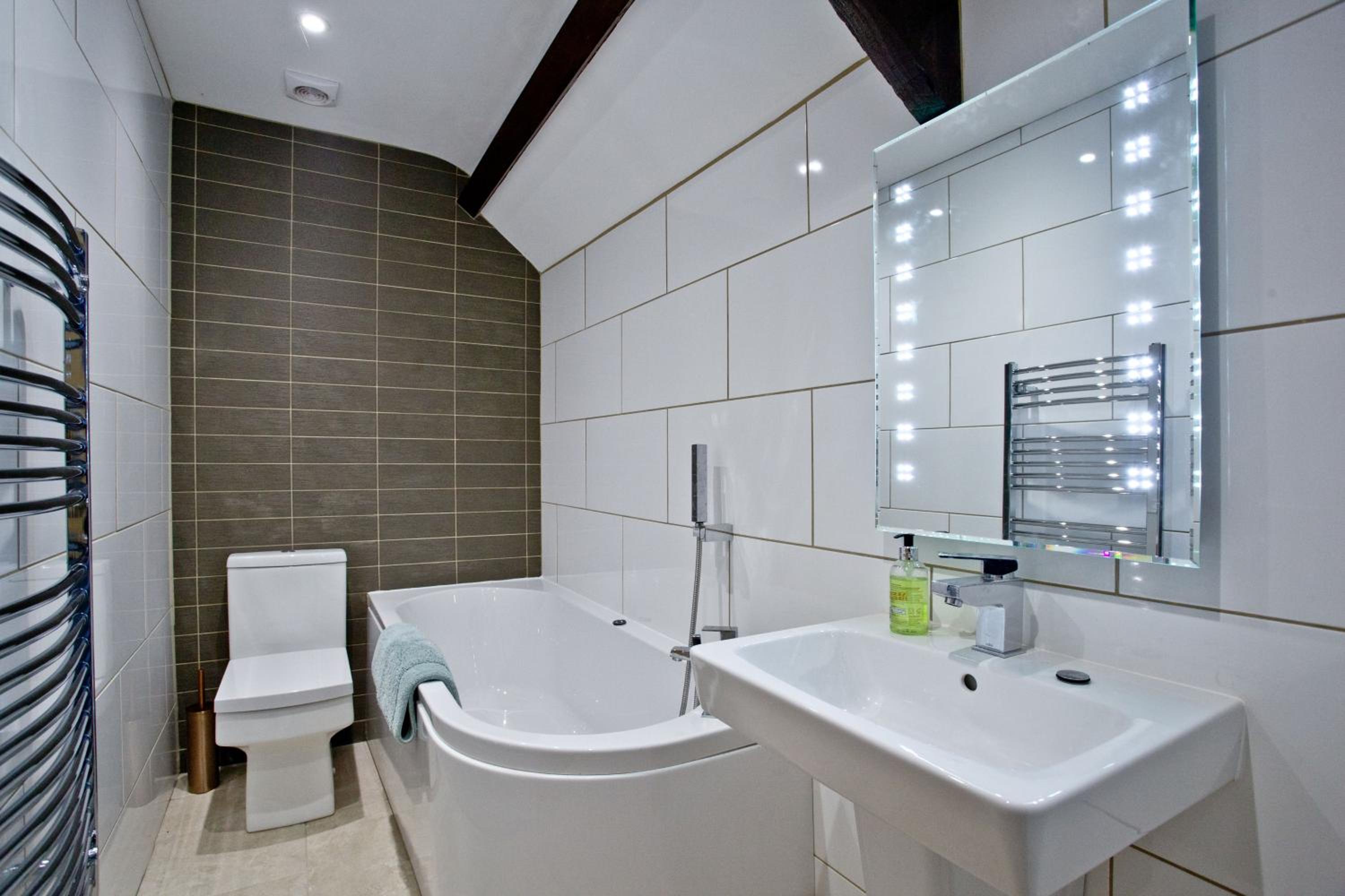 Two-Bedroom House photo 2