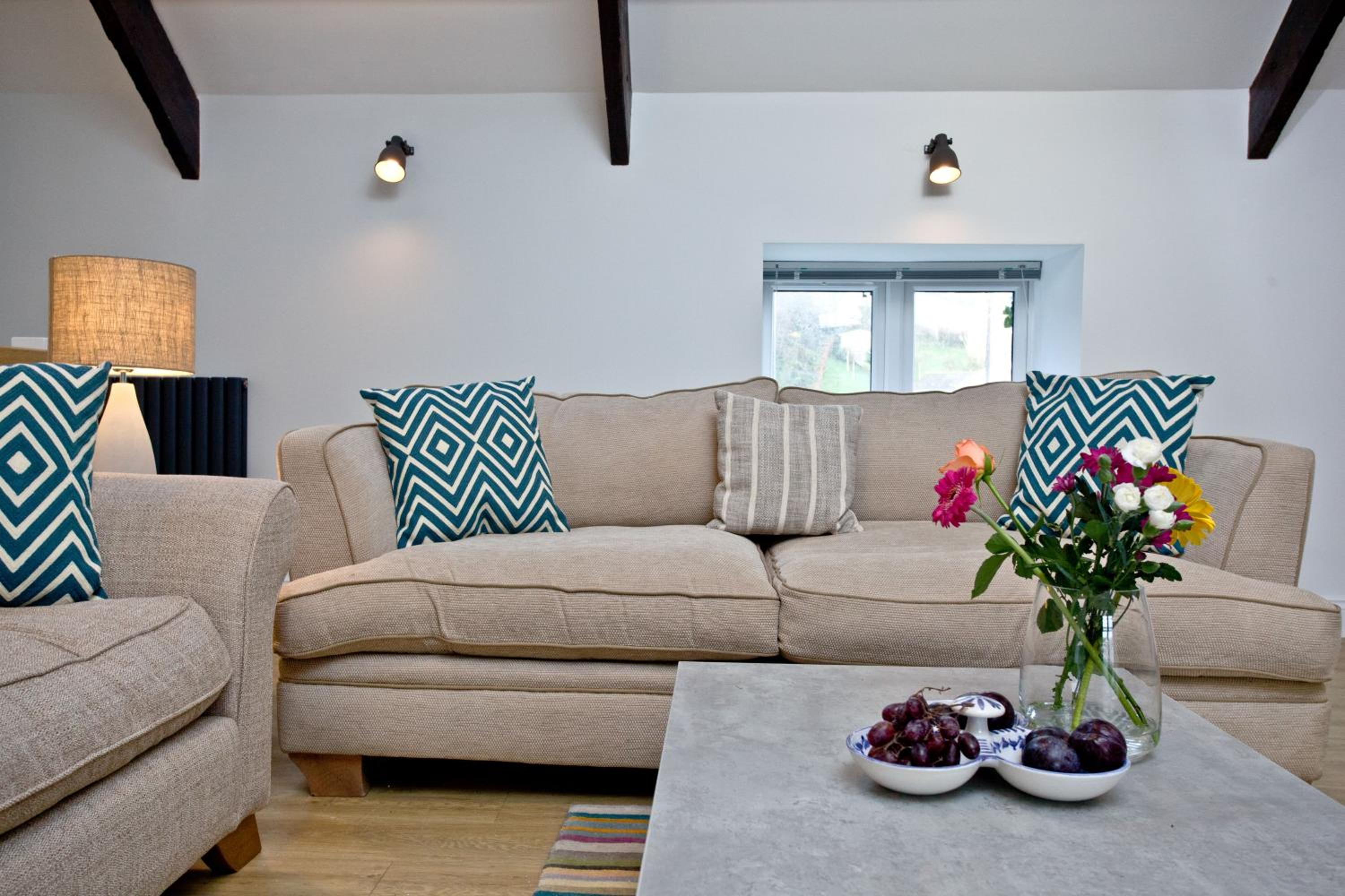 Two-Bedroom House photo 3