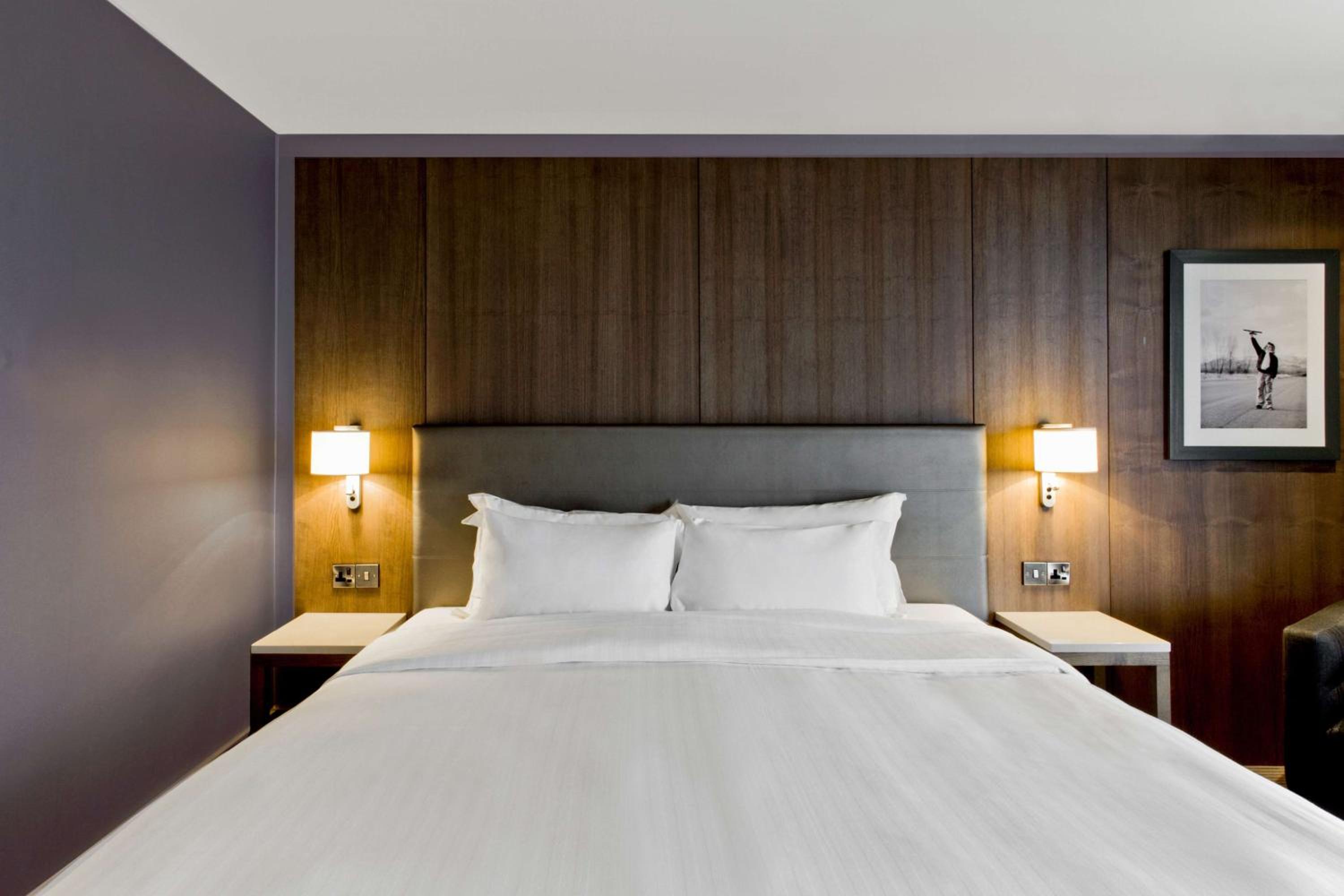Premium Room - Photo 8