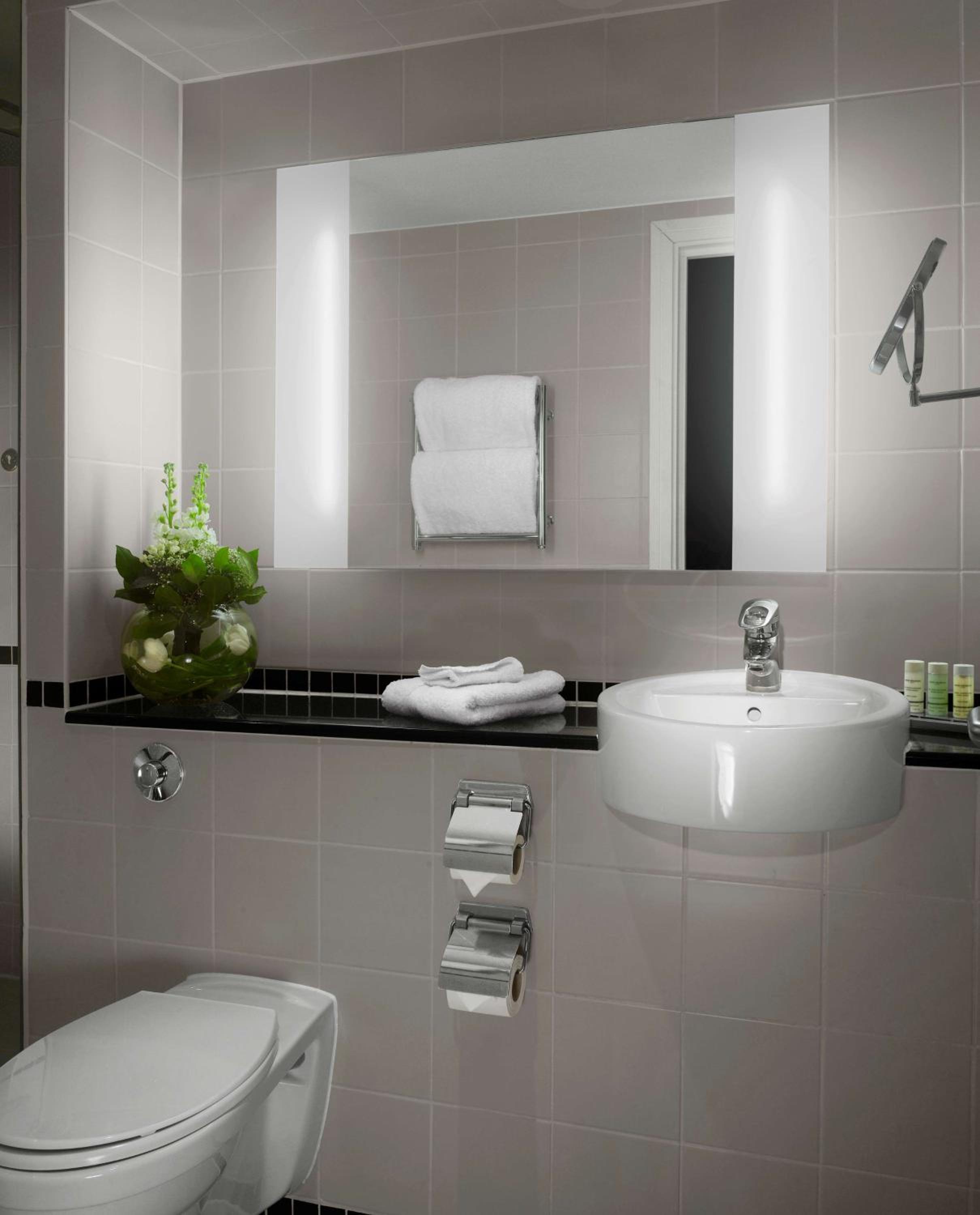 Standard Room - Photo 8