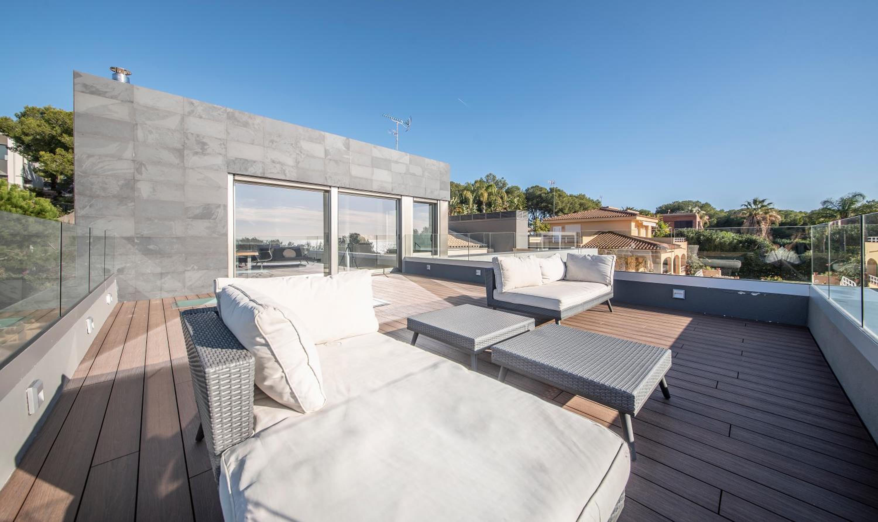 Villa photo 3