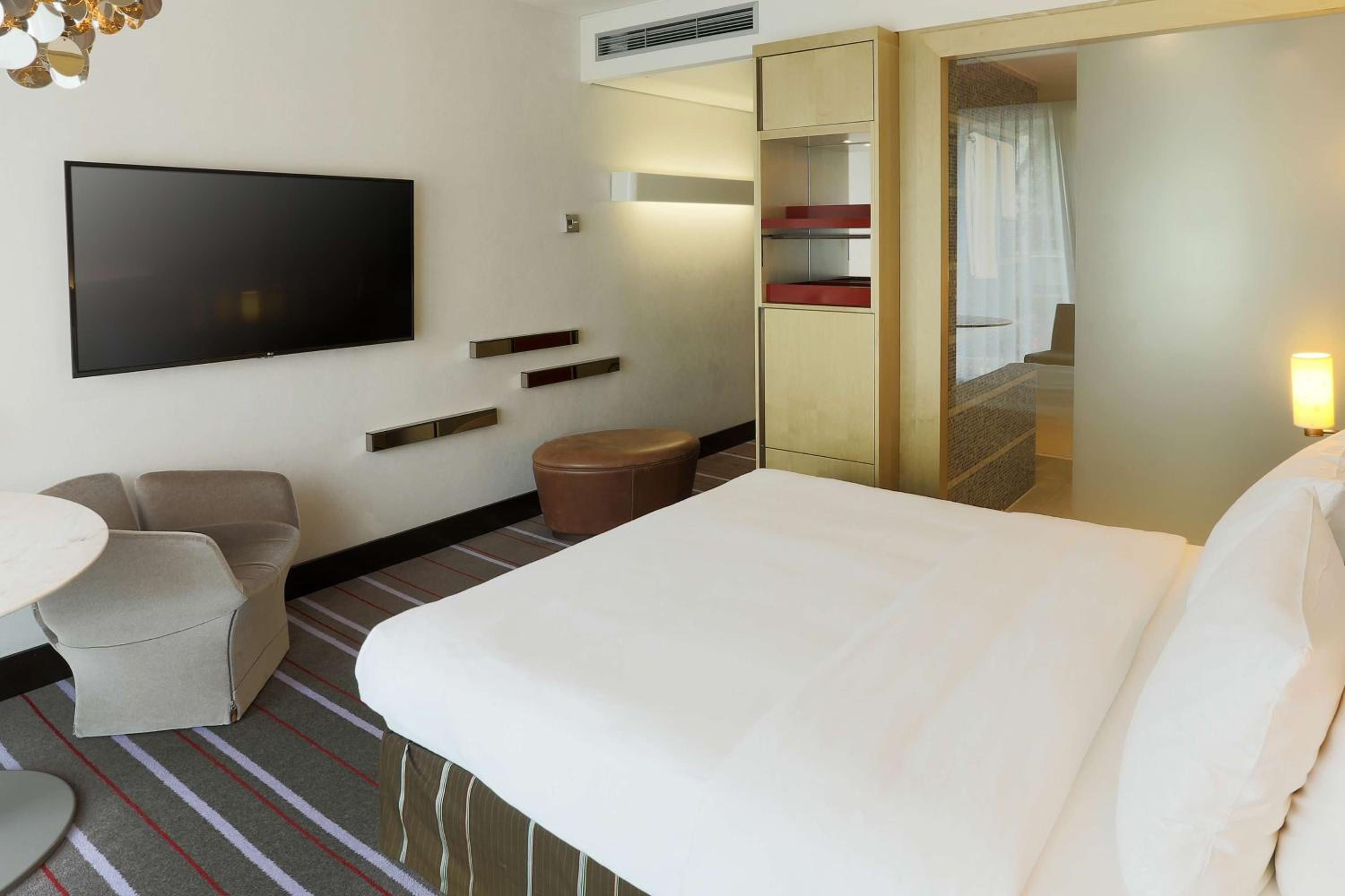 Standard Room - Photo 9