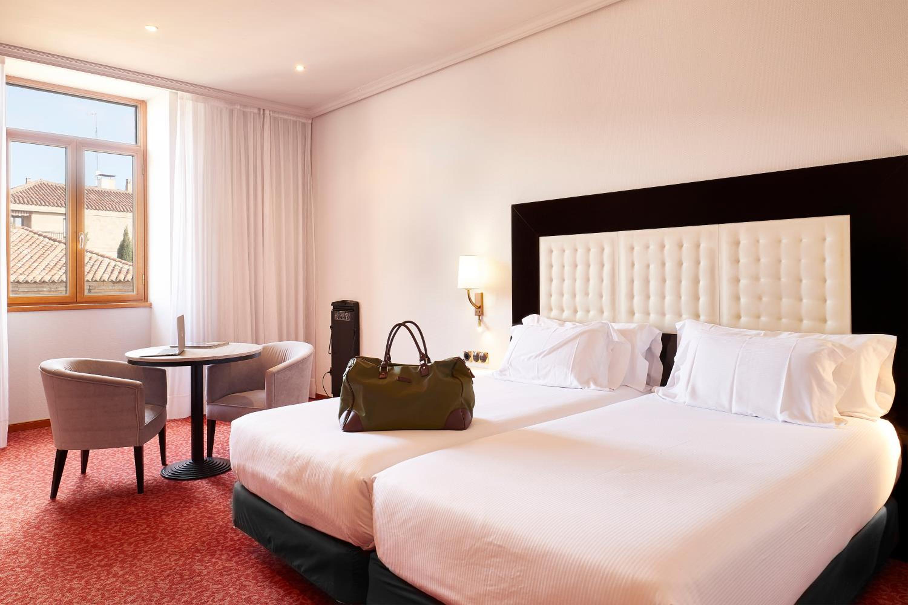 Double or Twin Room (1 Adult) - Photo 3
