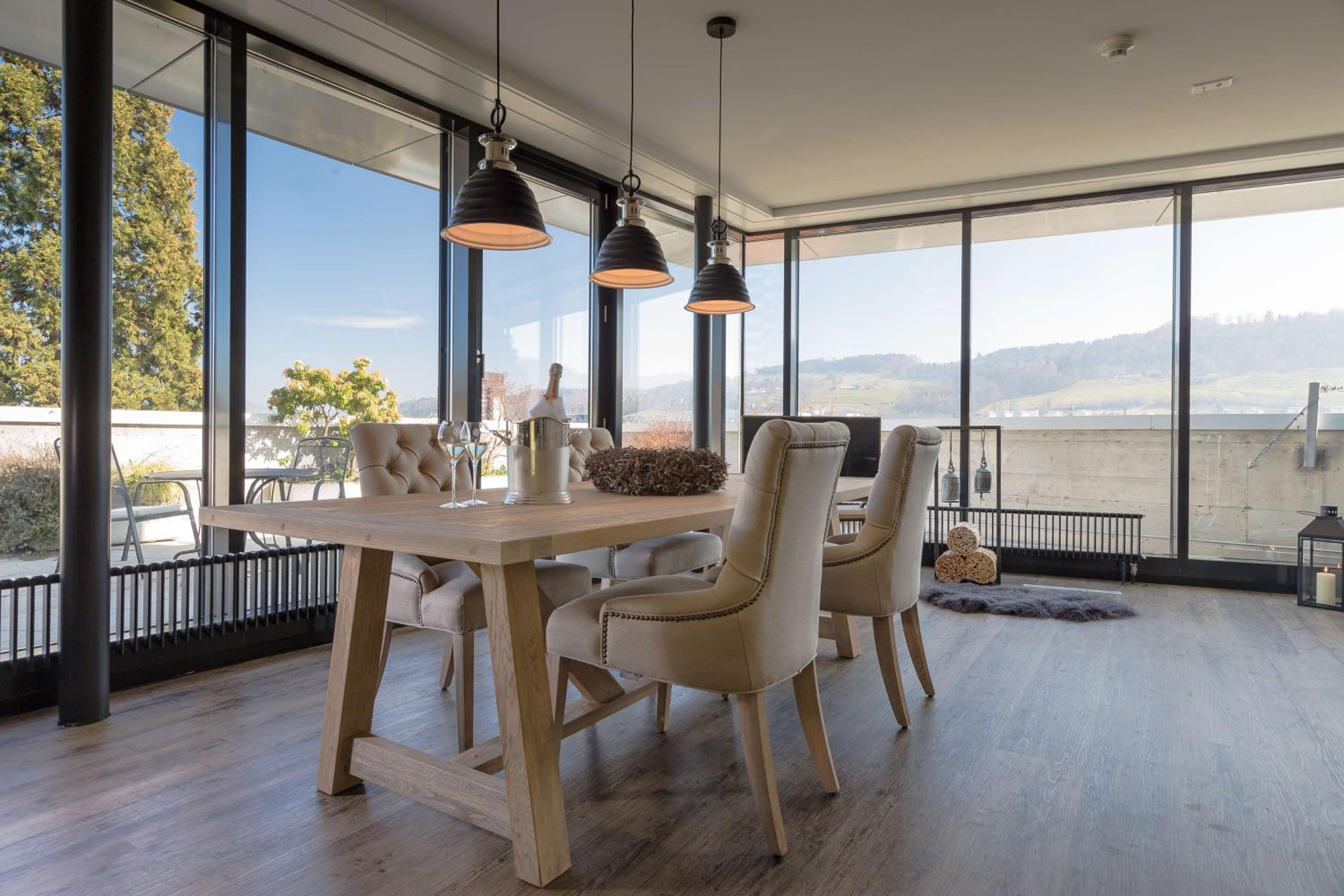 Suite with Terrace and City View - Photo 3