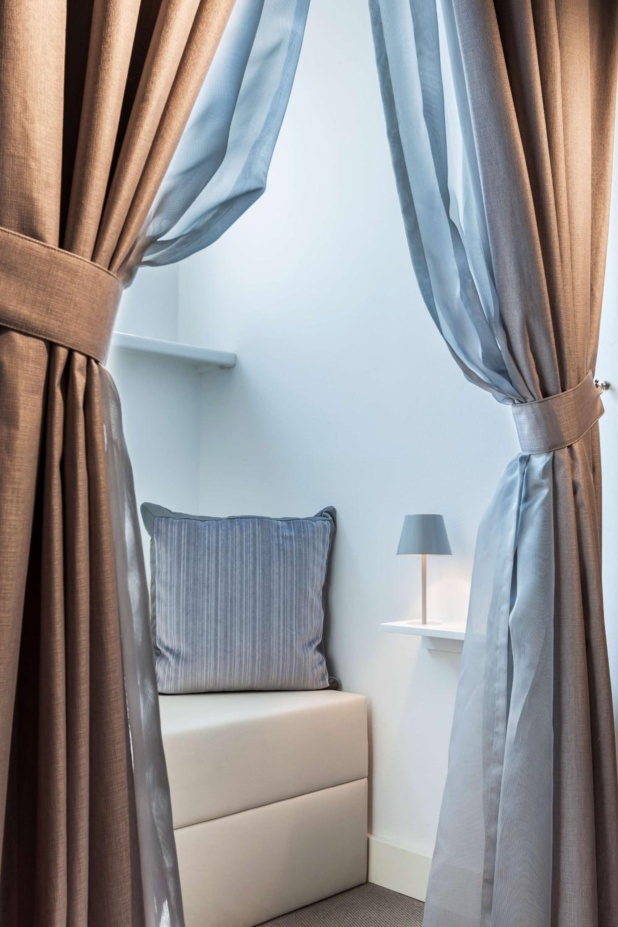 Suite - Photo 5