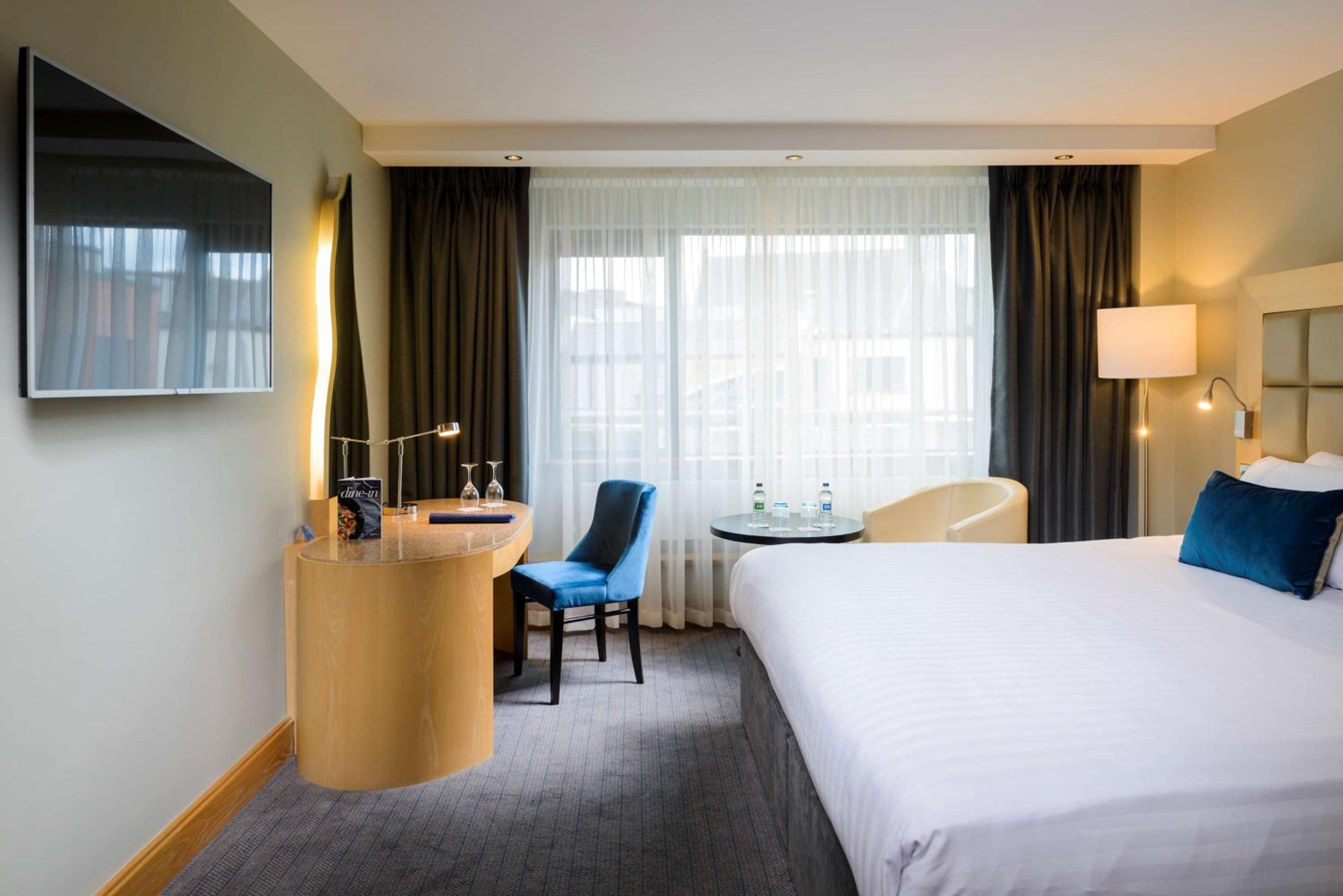 Superior Room with River view - Photo 1