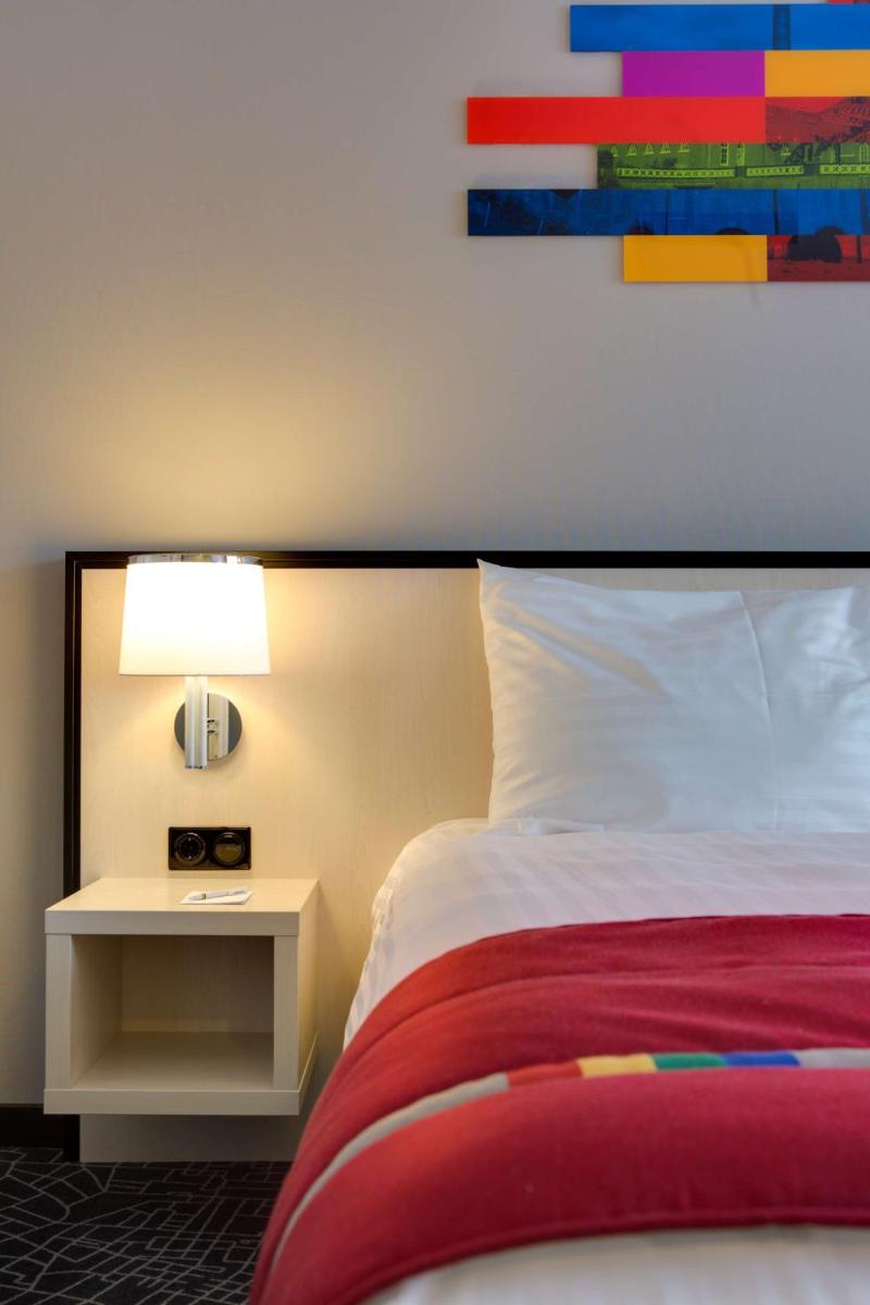 Superior Room with Airport View