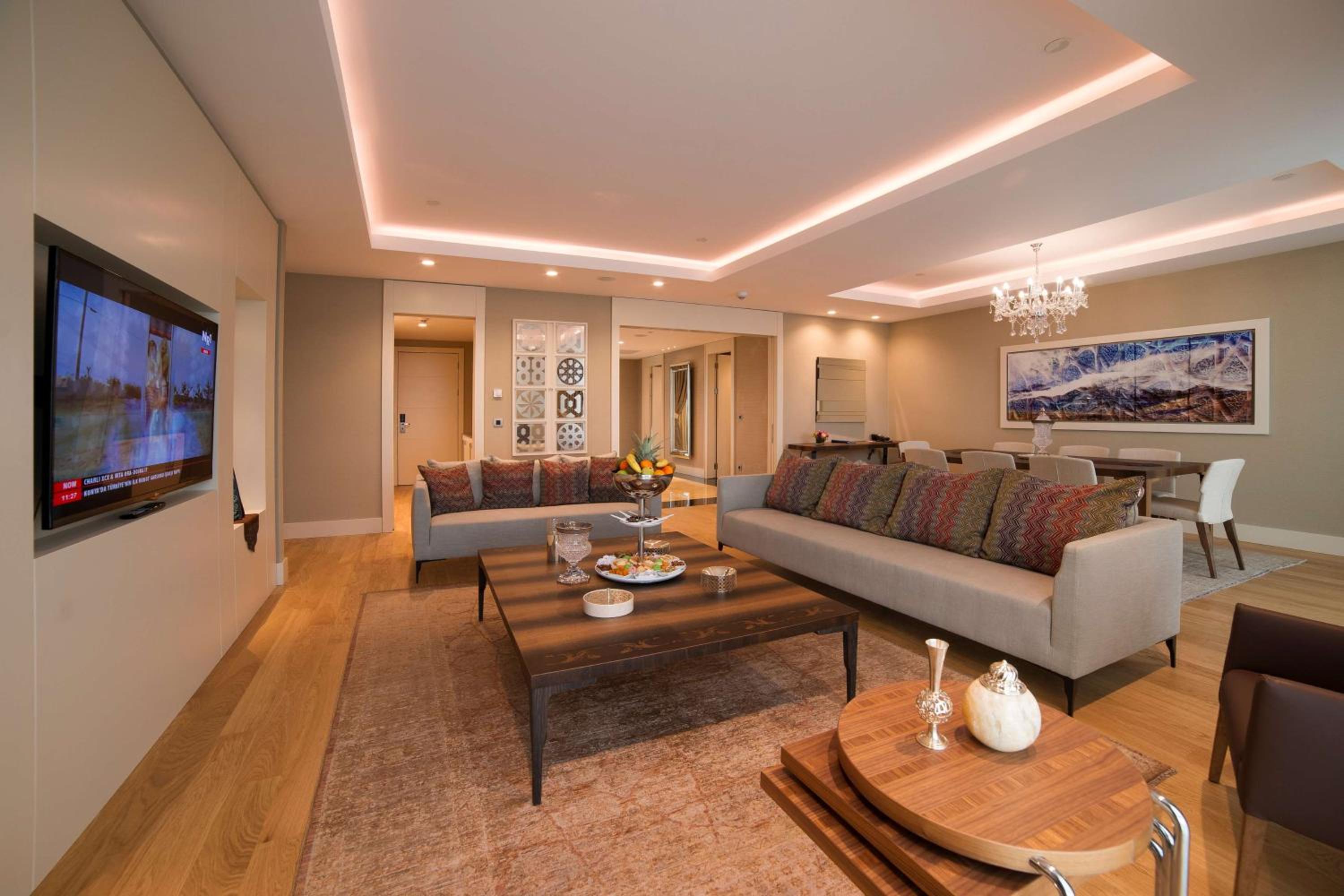 Presidential Suite photo 1