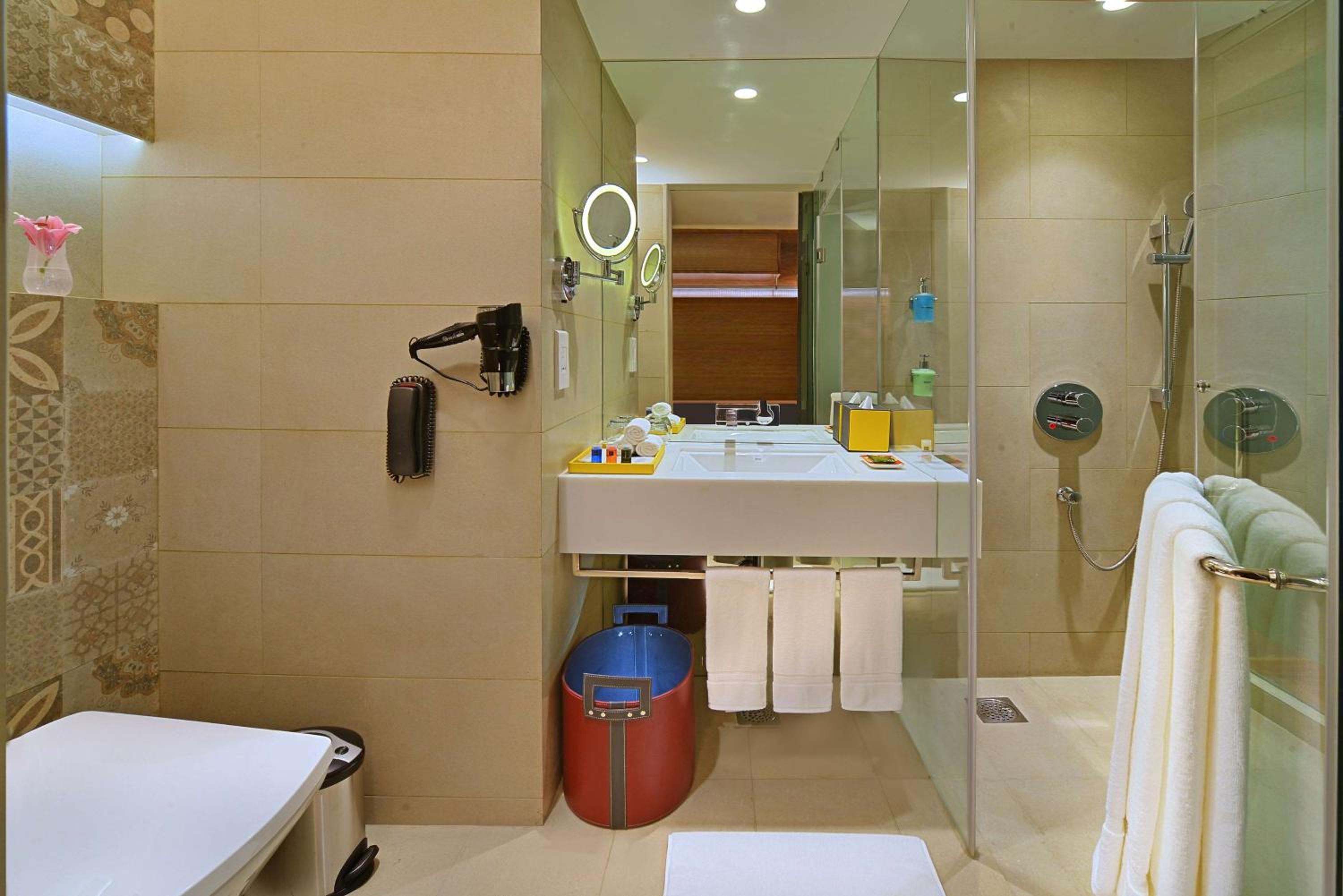 Superior Room with City View photo 2