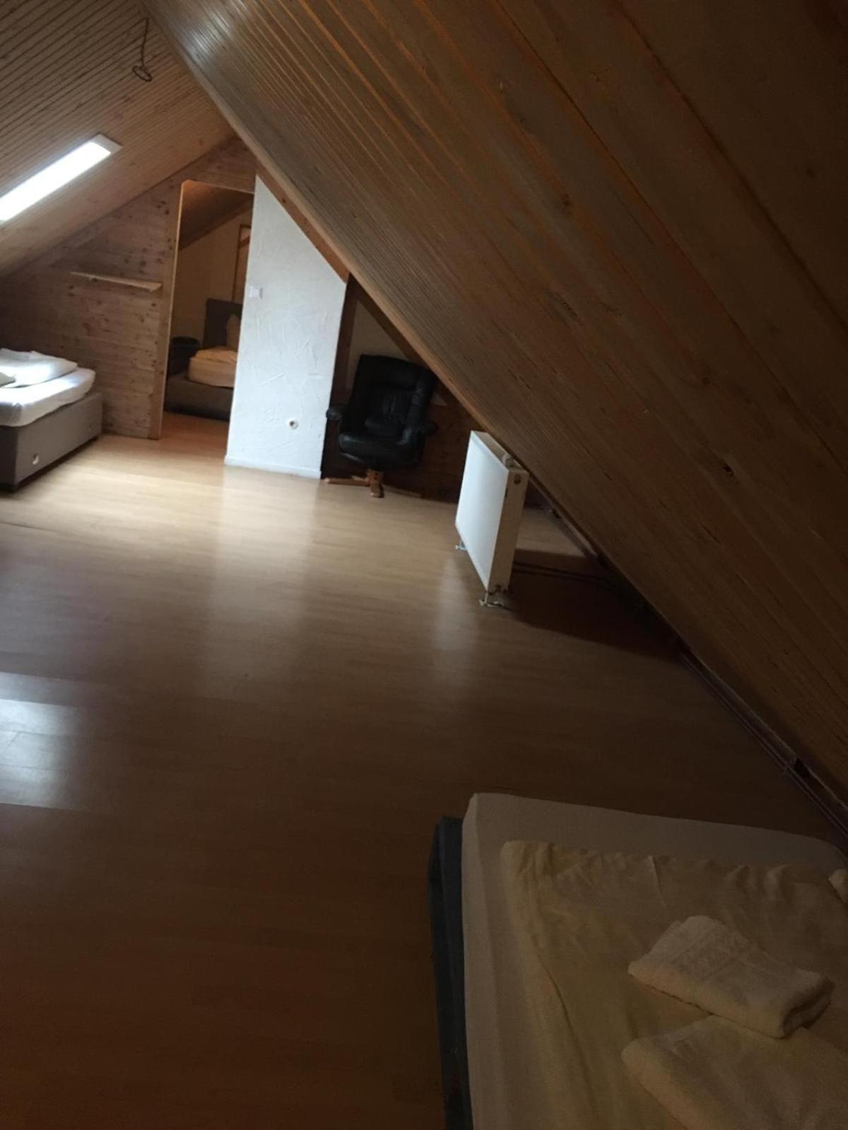 Triple Room with Private External Bathroom photo 3