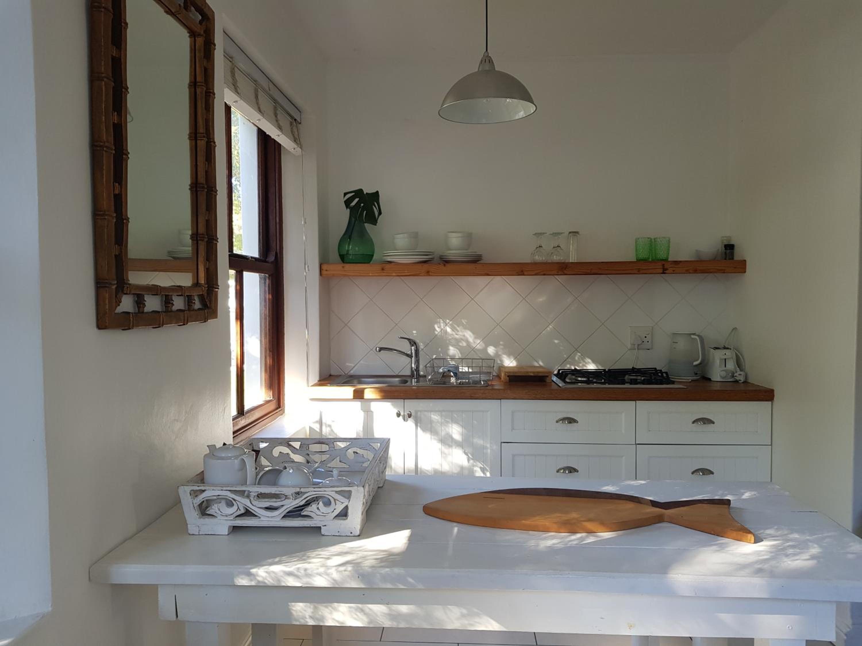 Suite - Photo 21