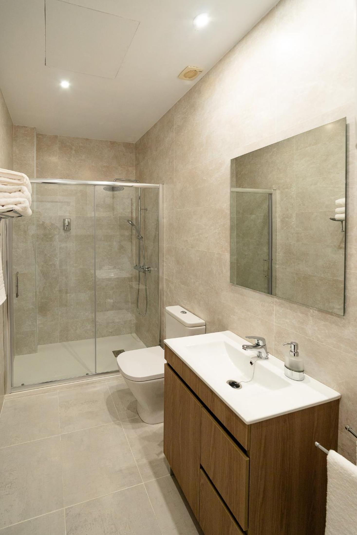 Apartment - Ground Floor - Photo 4