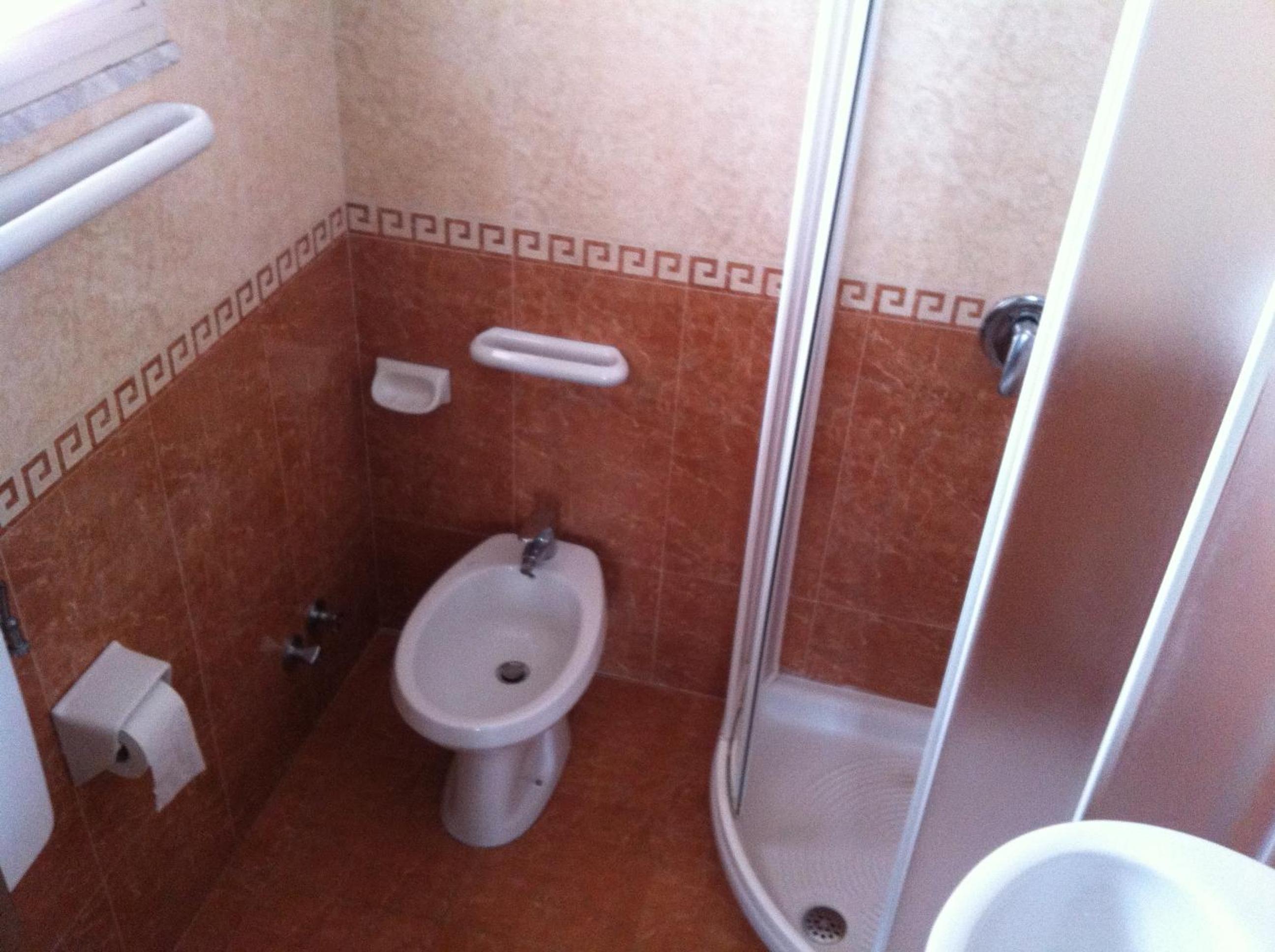 Standard Double Room - Photo 31