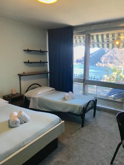Double or Twin Room with Balcony photo 2
