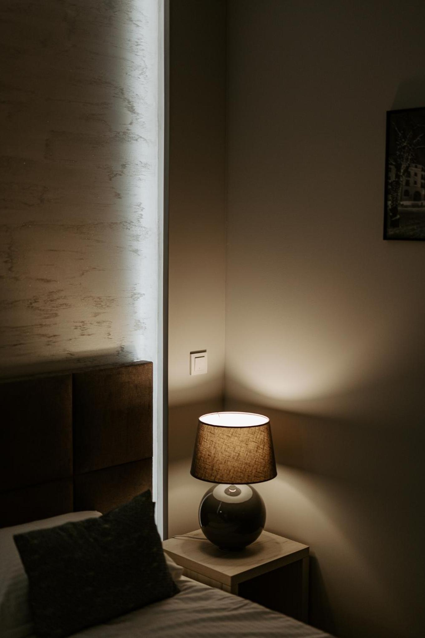 Triple Room with Bathroom - Photo 21