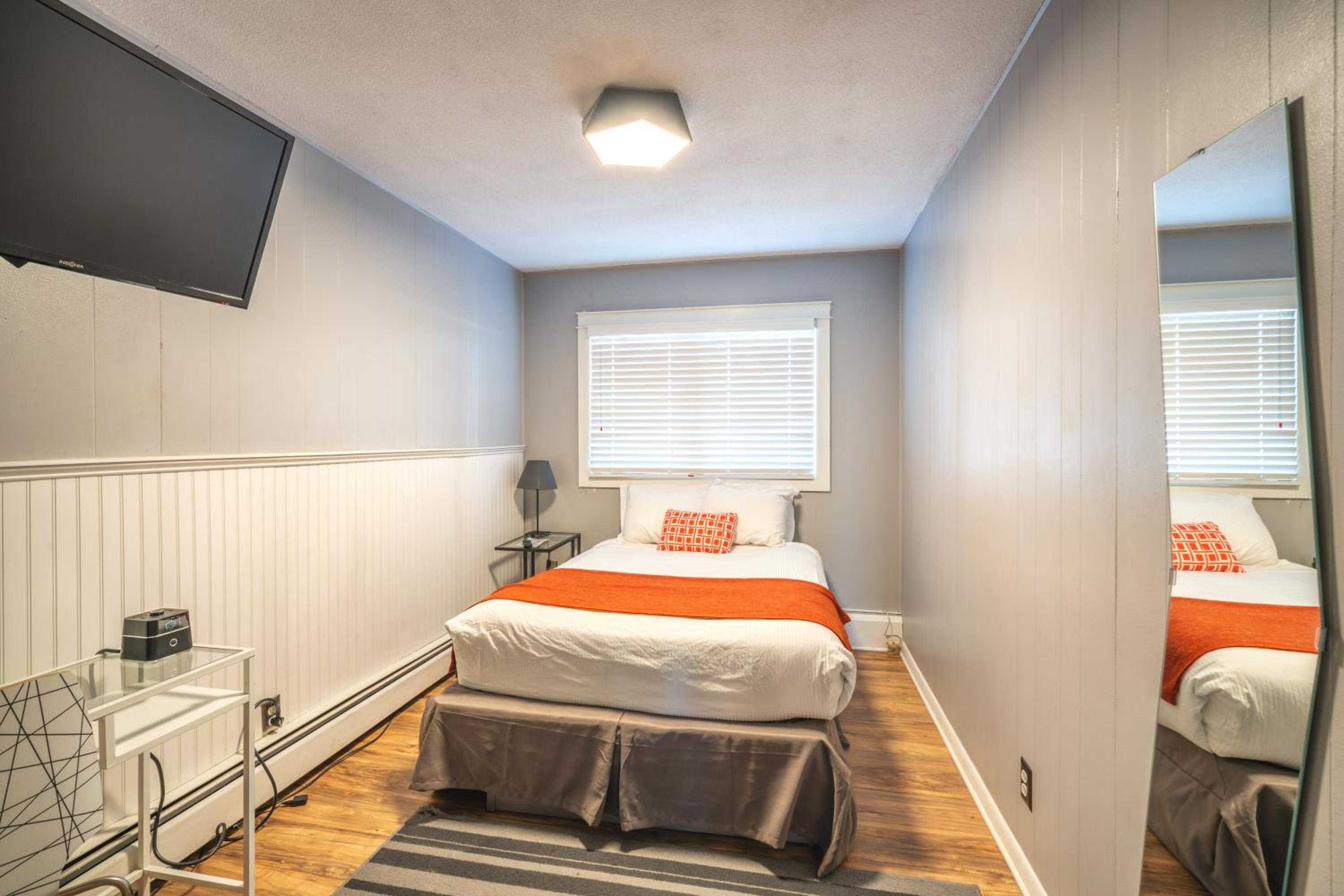 Three-Bedroom Suite photo 1