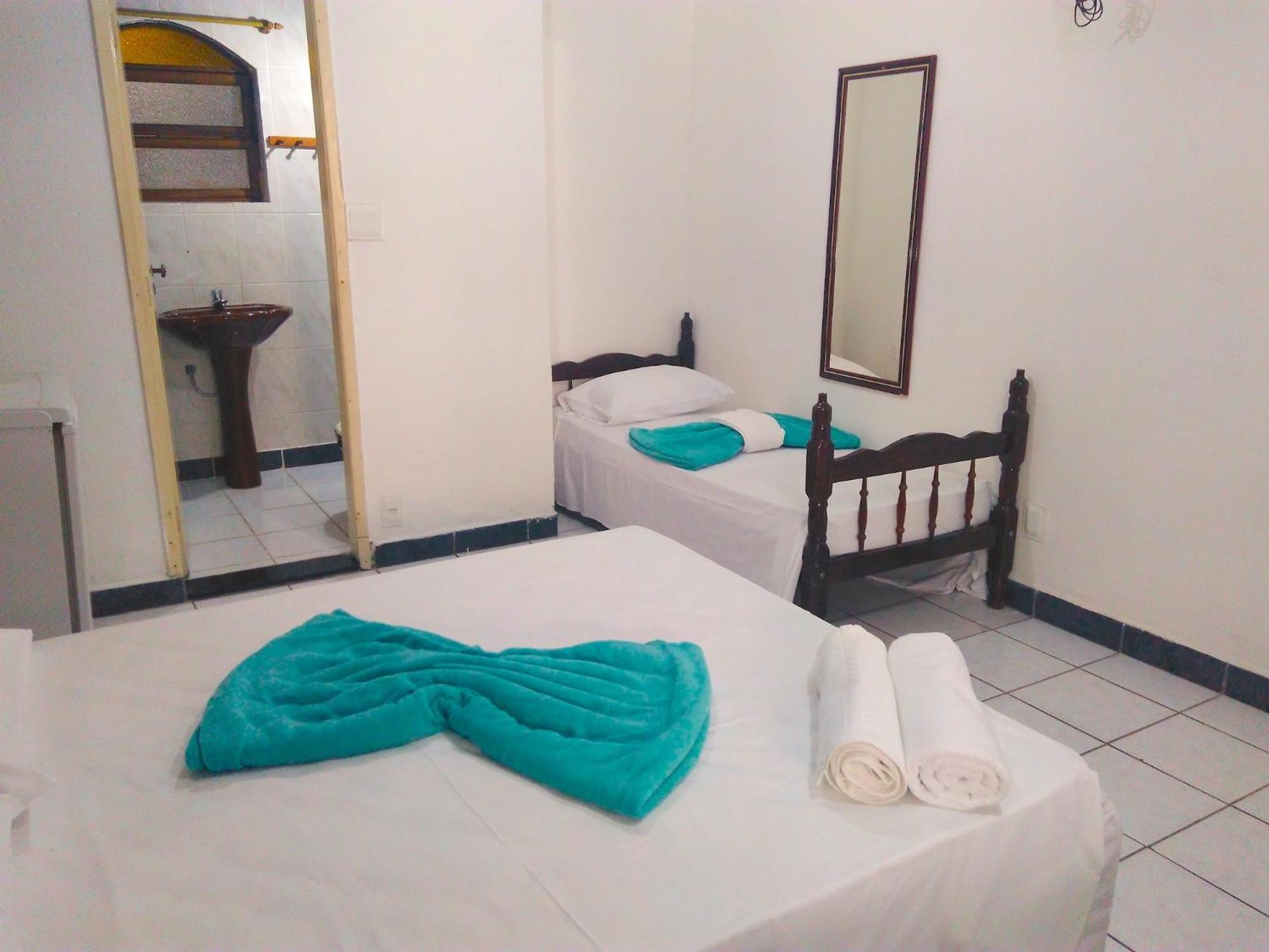 Standard Double Room - Photo 8