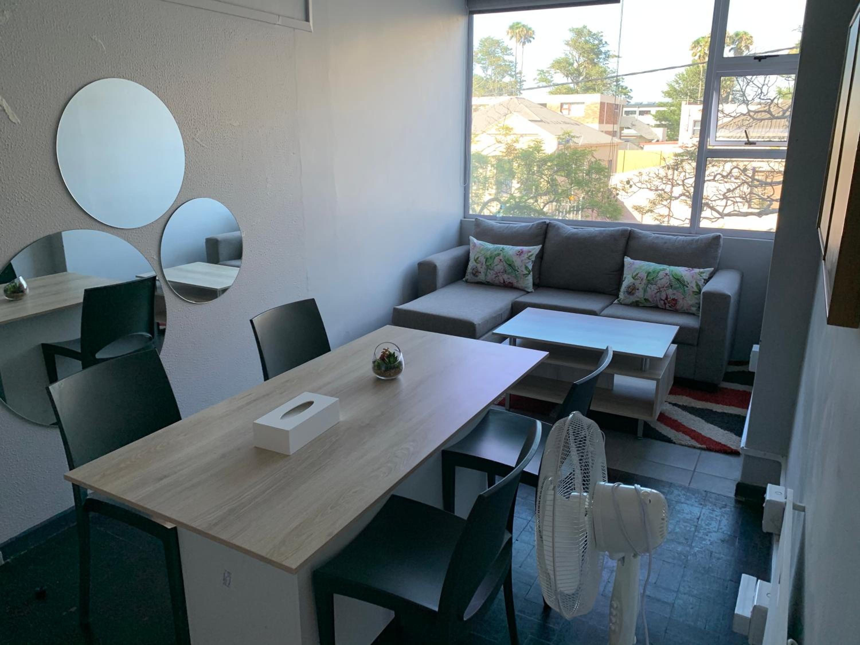 Apartment - Split Level - Photo 11
