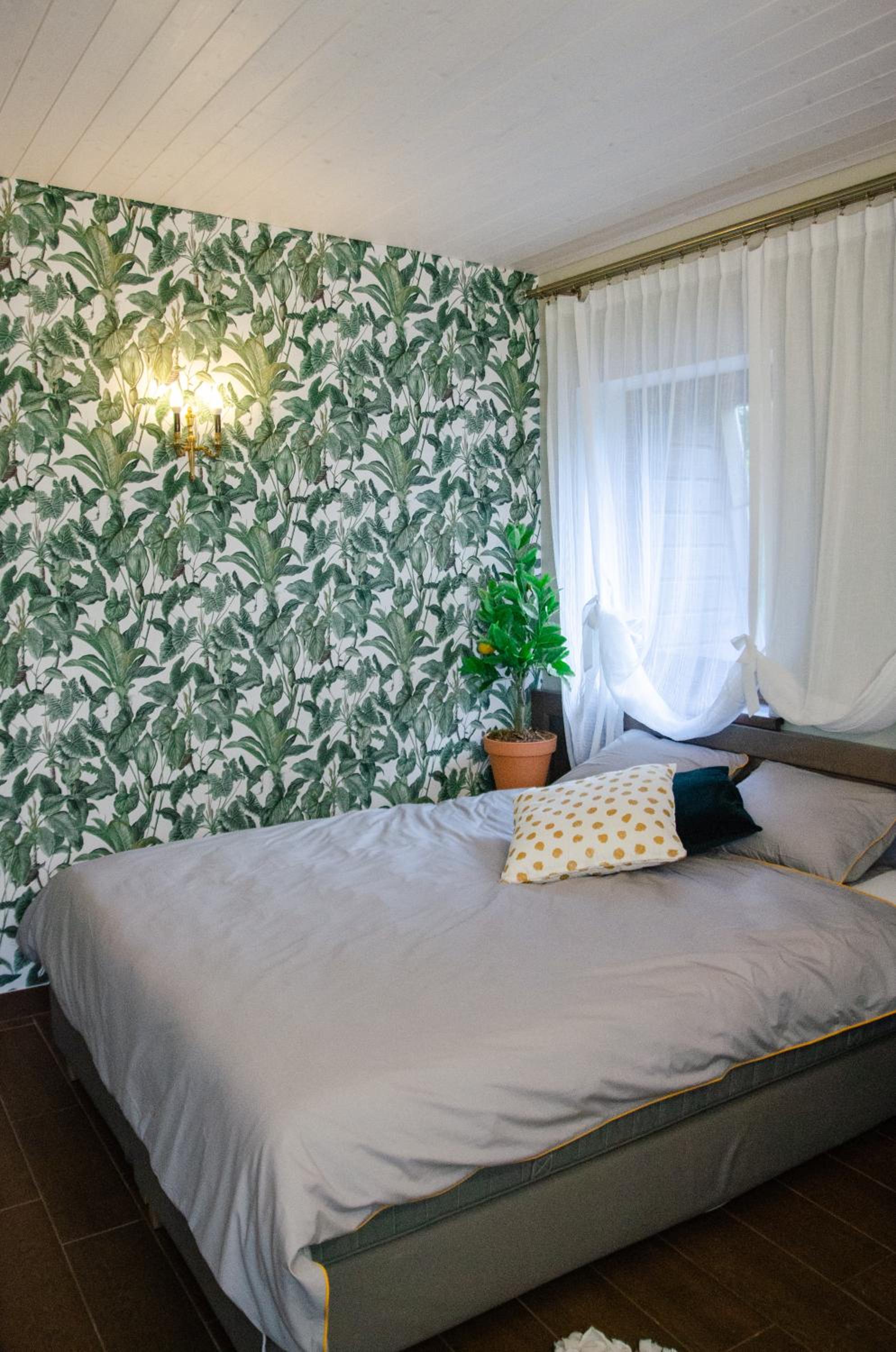 Deluxe Bungalow with Garden View