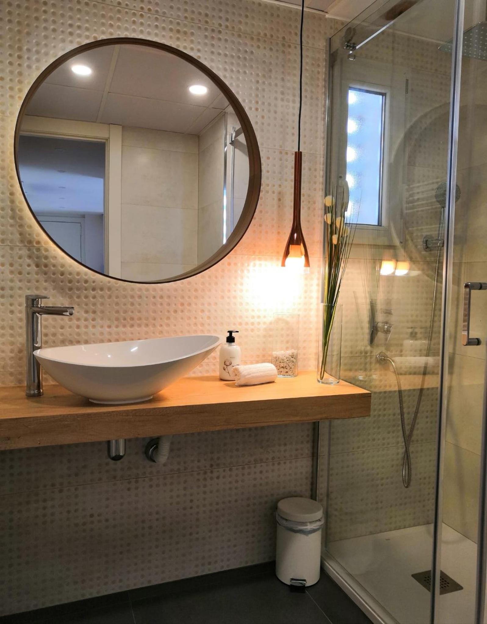 Three-Bedroom Apartment - Photo 16