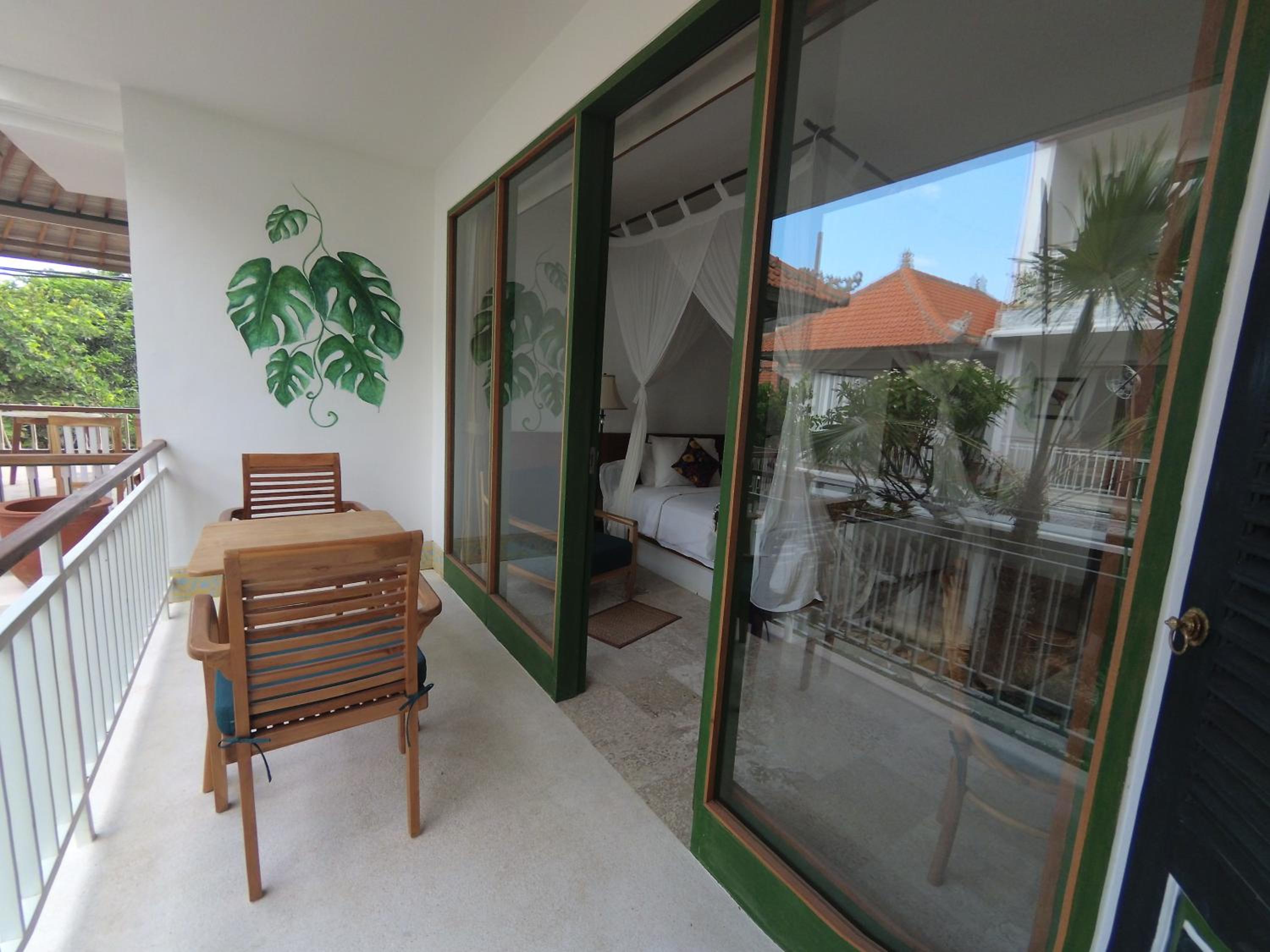 Sabana Deluxe with Pool View - Photo 9