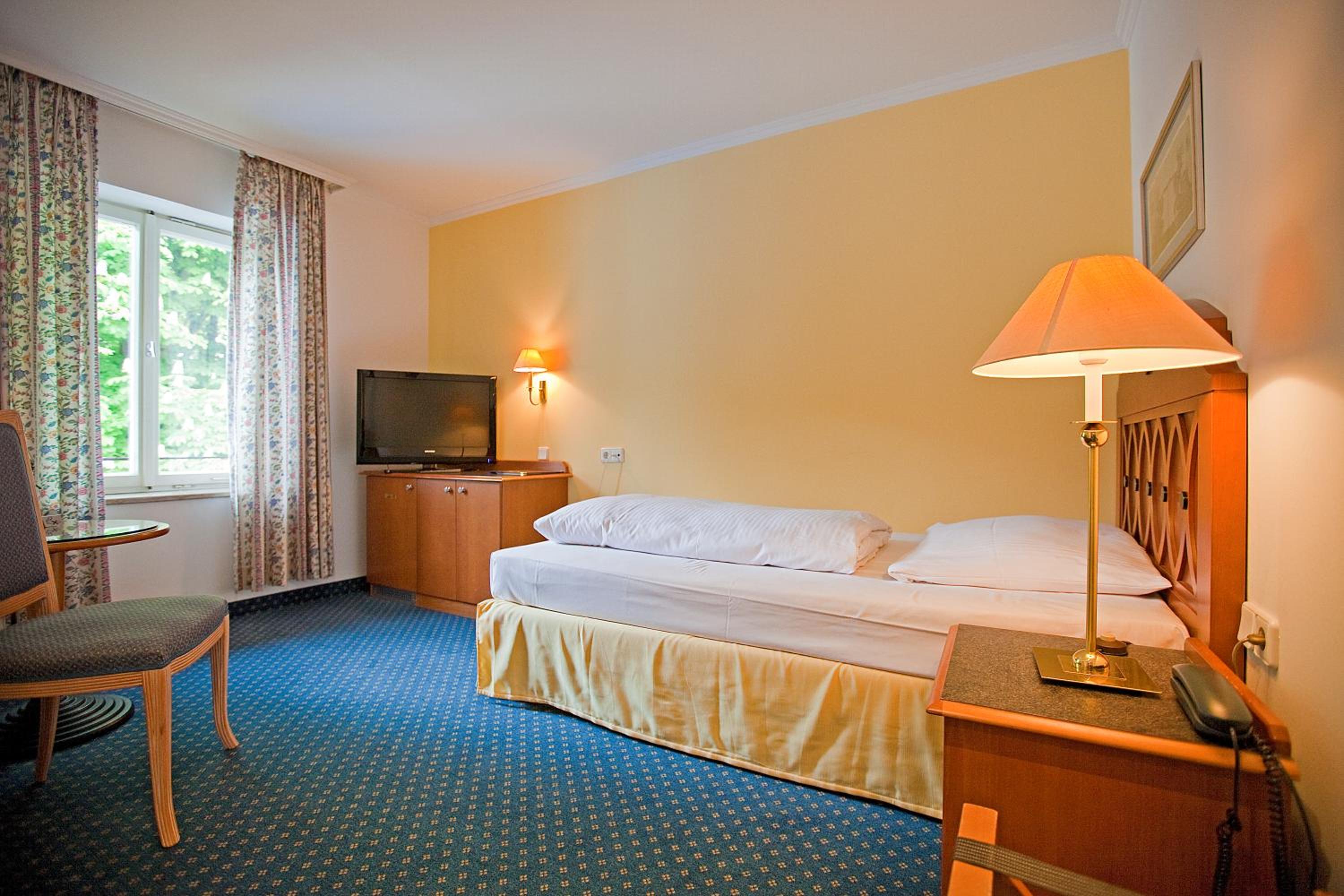Single Room photo 3