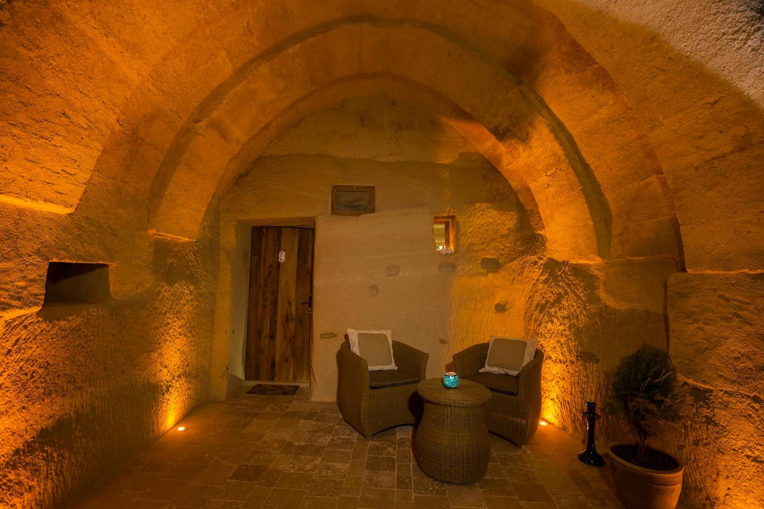 Cave Suite - Photo 4