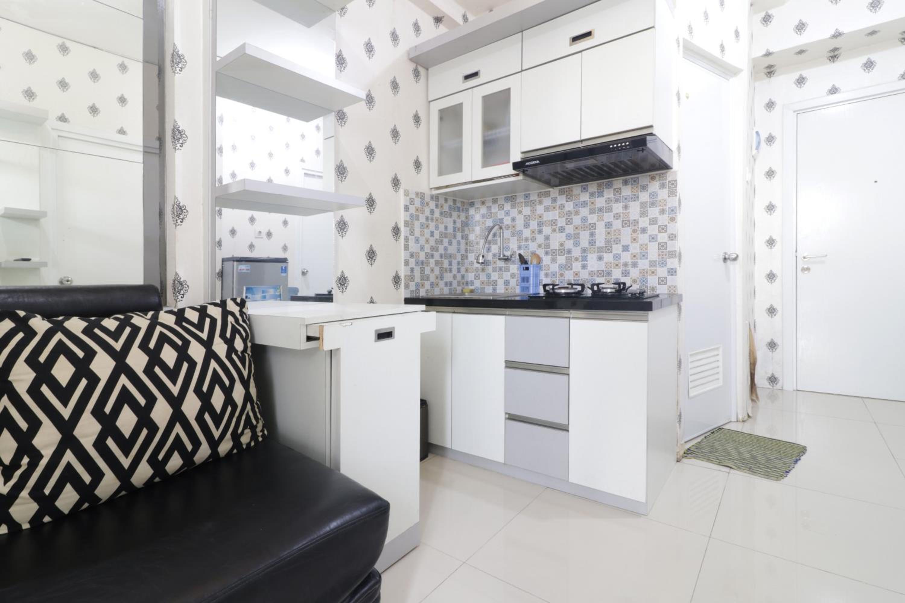 Two-Bedroom Apartment - Photo 12