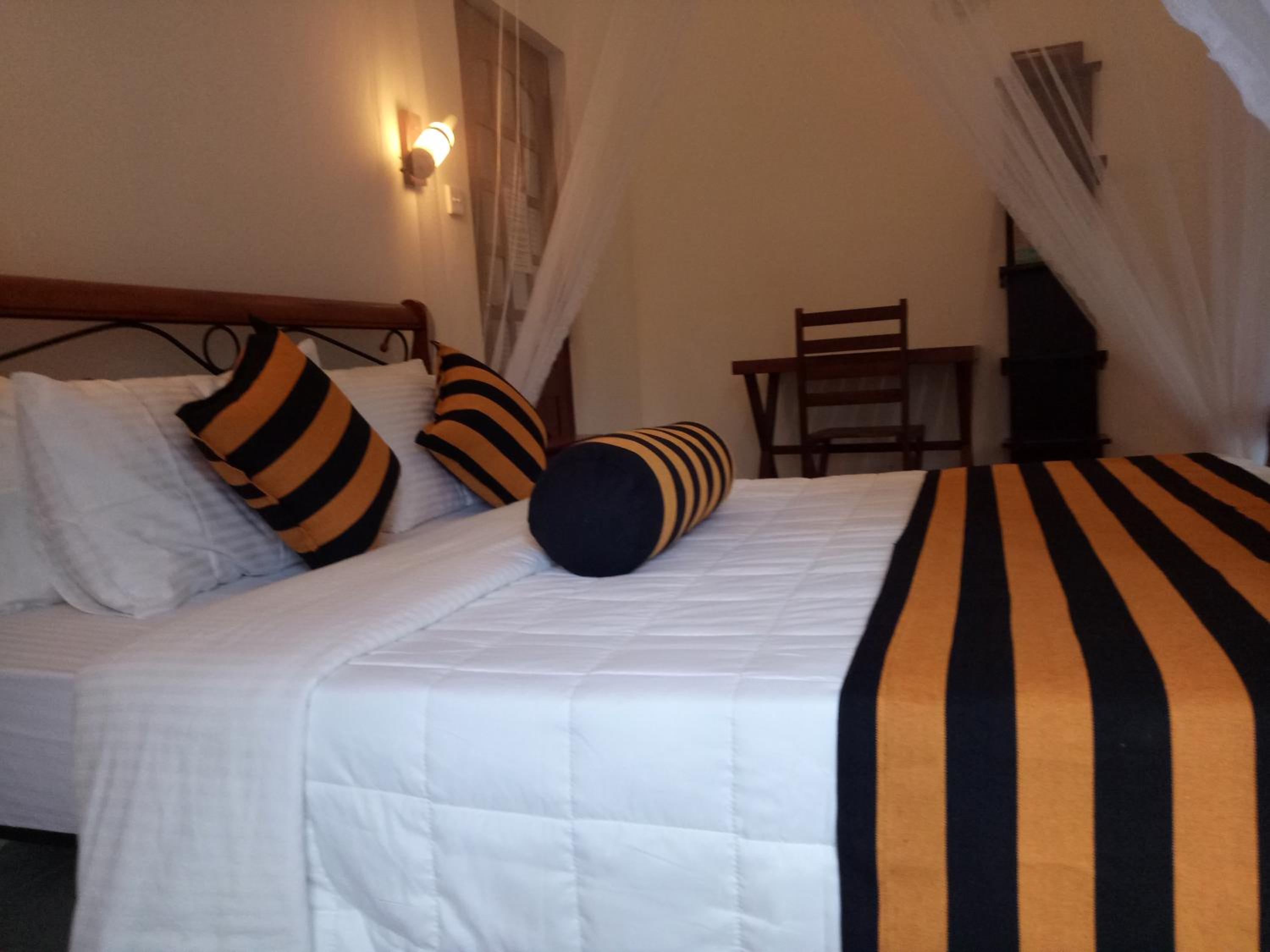 Deluxe Double Room with Free 24 hours Check-in & Check-out photo 3