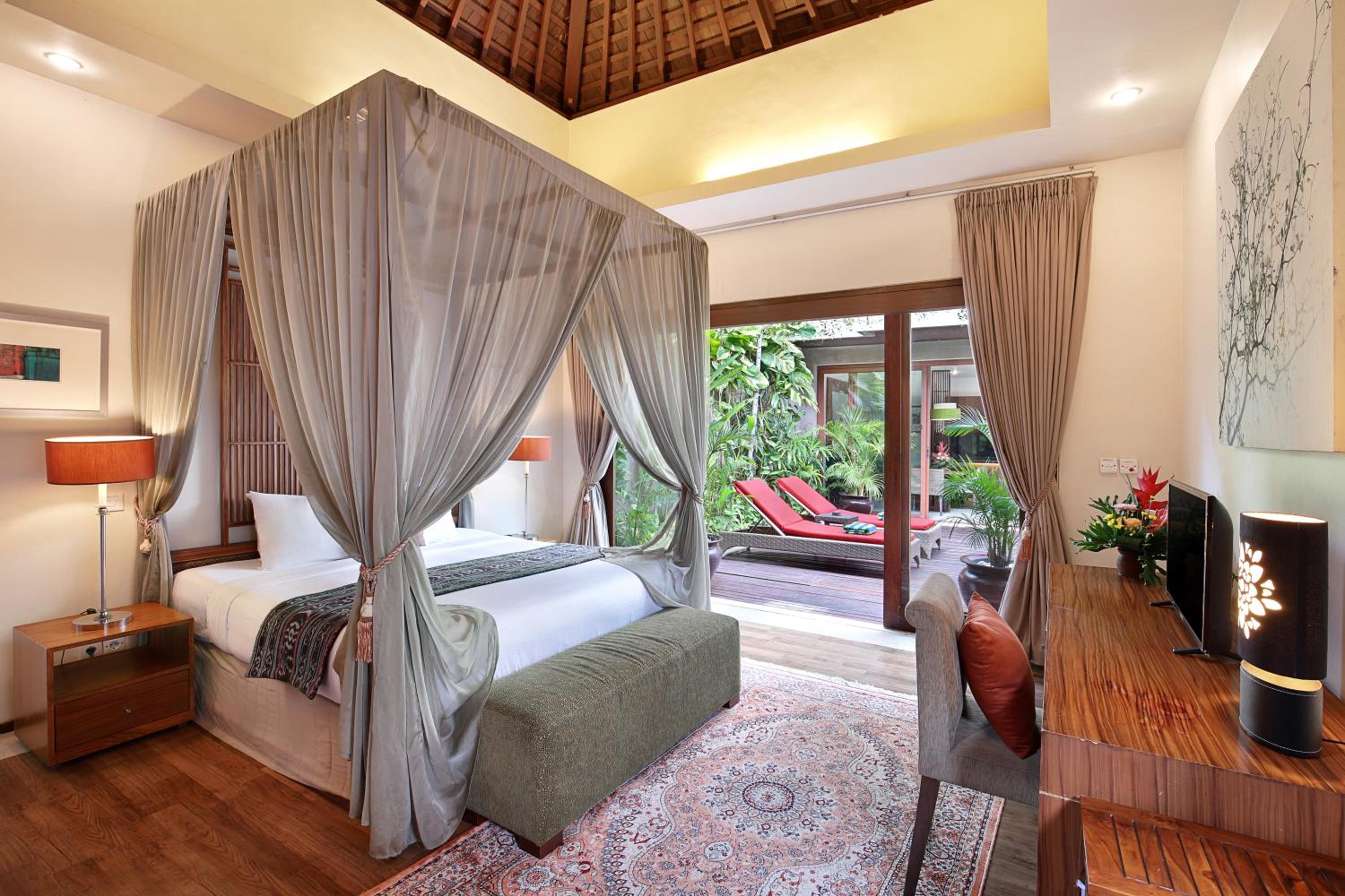 One-Bedroom Pool Villa - Photo 16