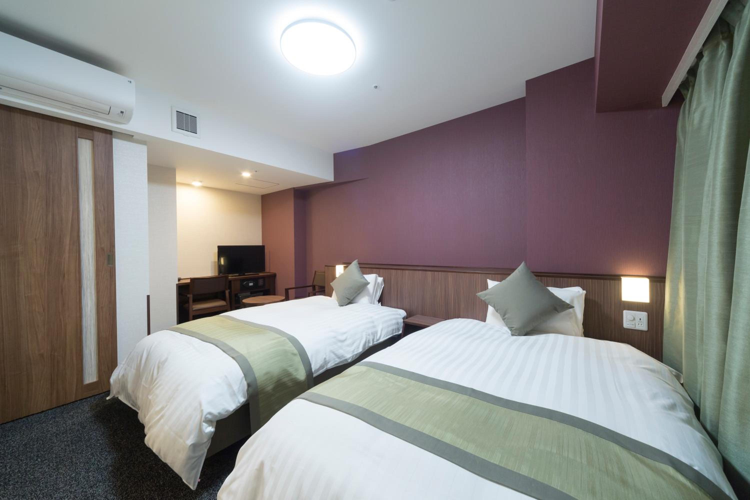 Twin Room - Non-Smoking - No Daily Cleaning
