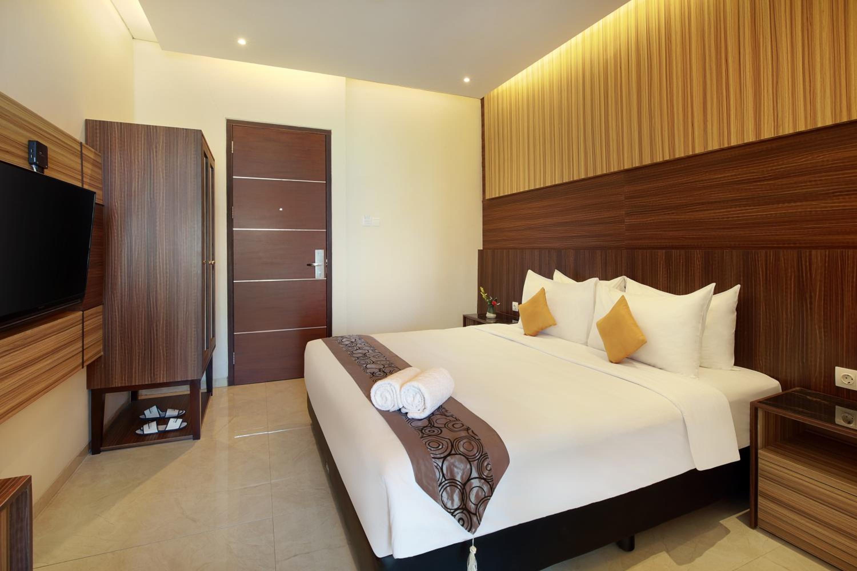 Deluxe Double or Twin Room with Balcony photo 3