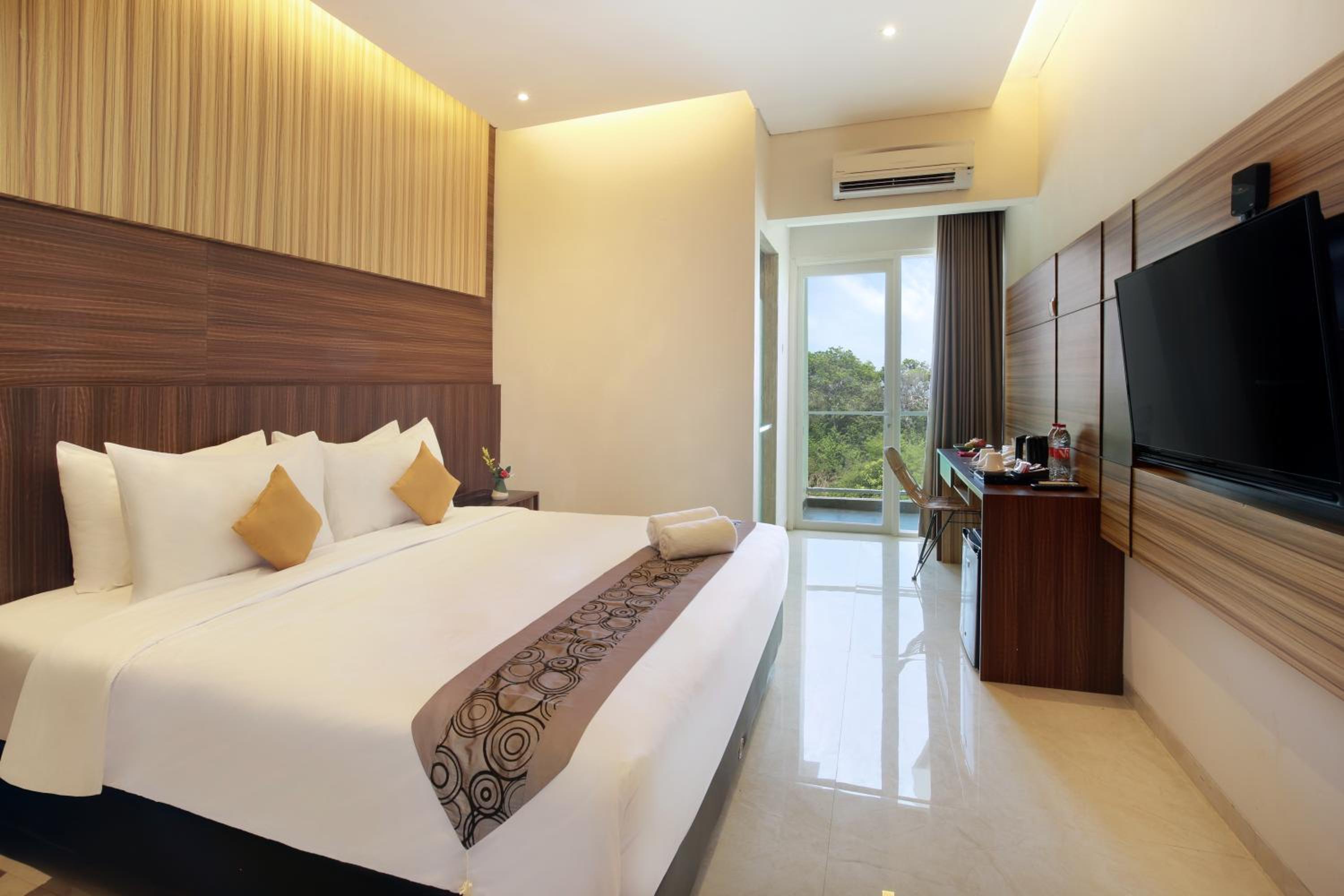 Deluxe Double or Twin Room with Garden View photo 3