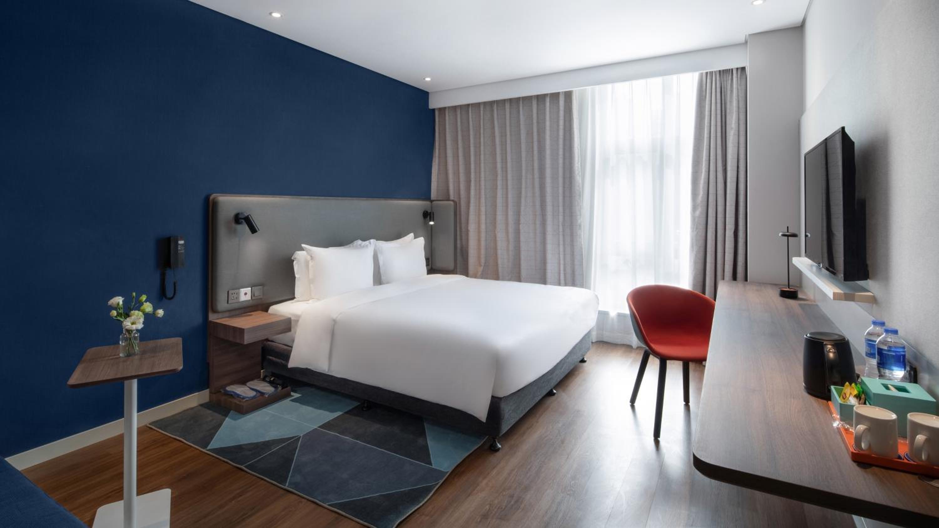 Standard King Room - Disability Access photo 1