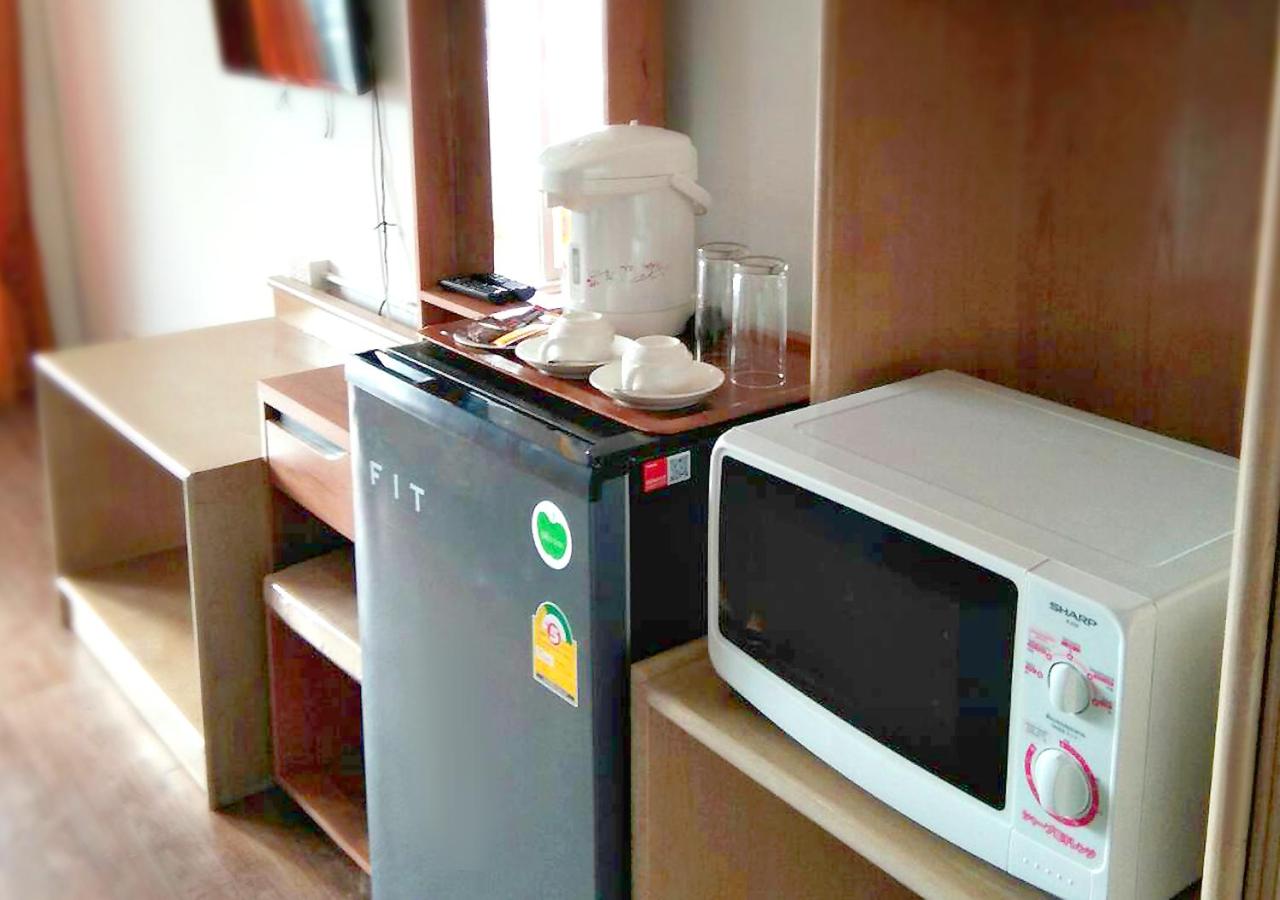 One-Bedroom Apartment - Photo 7