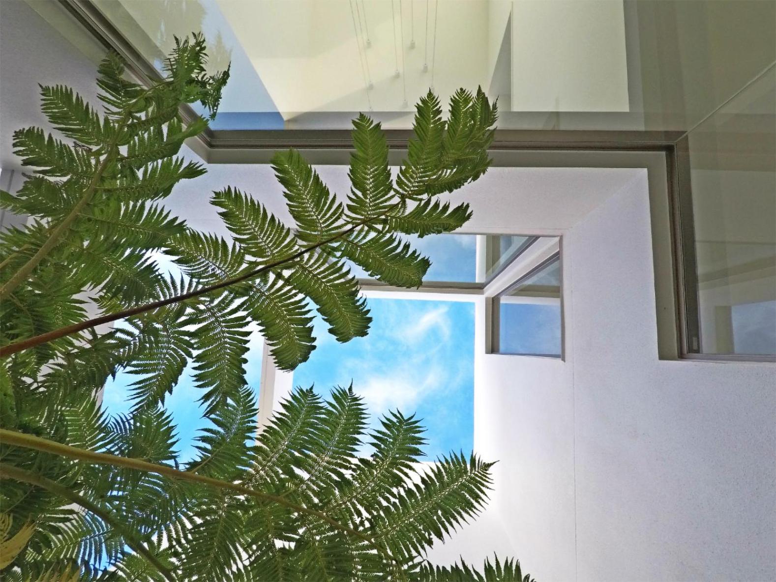 Villa with Sea View - Photo 36