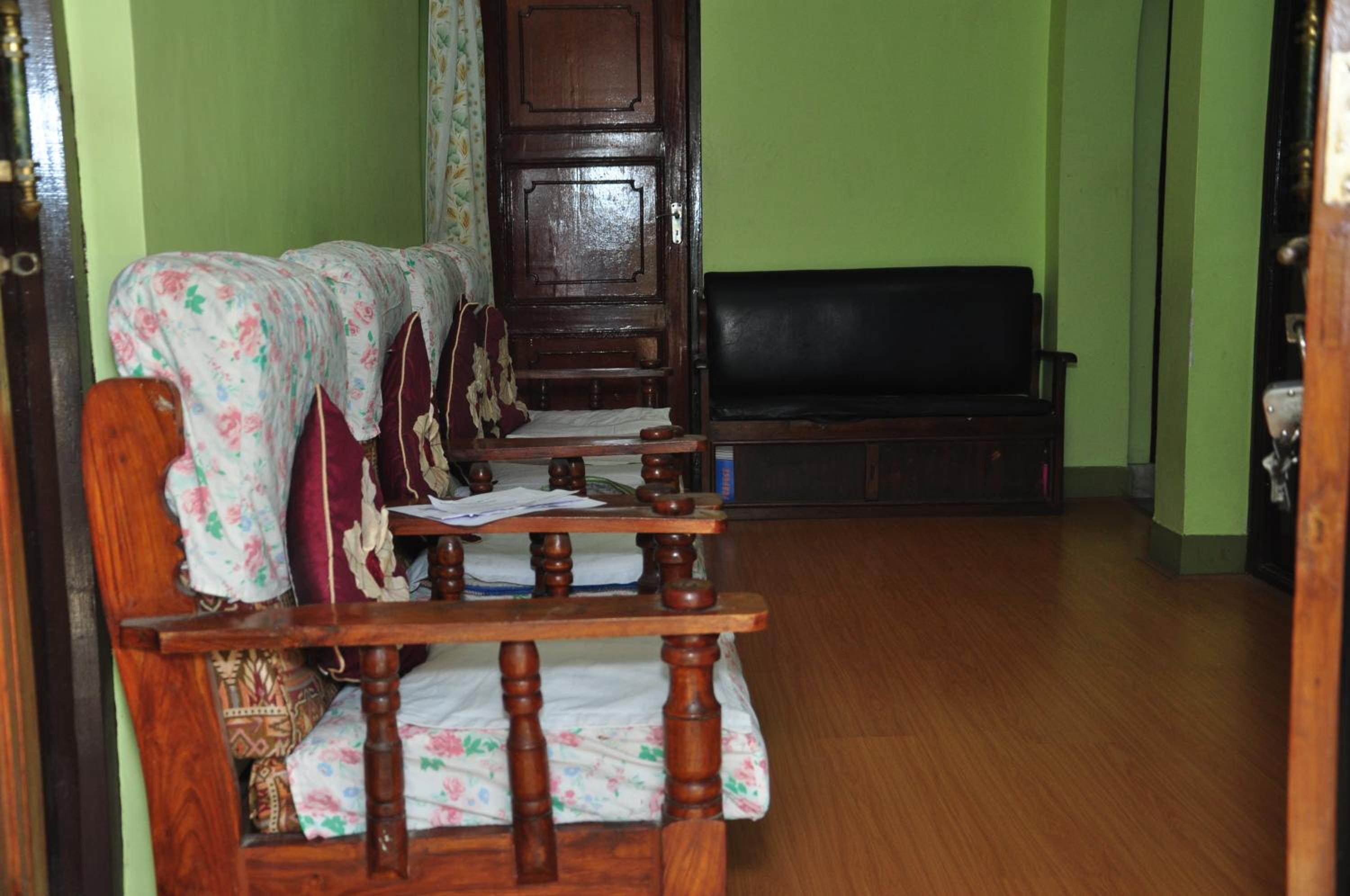 Budget Double Room photo 3