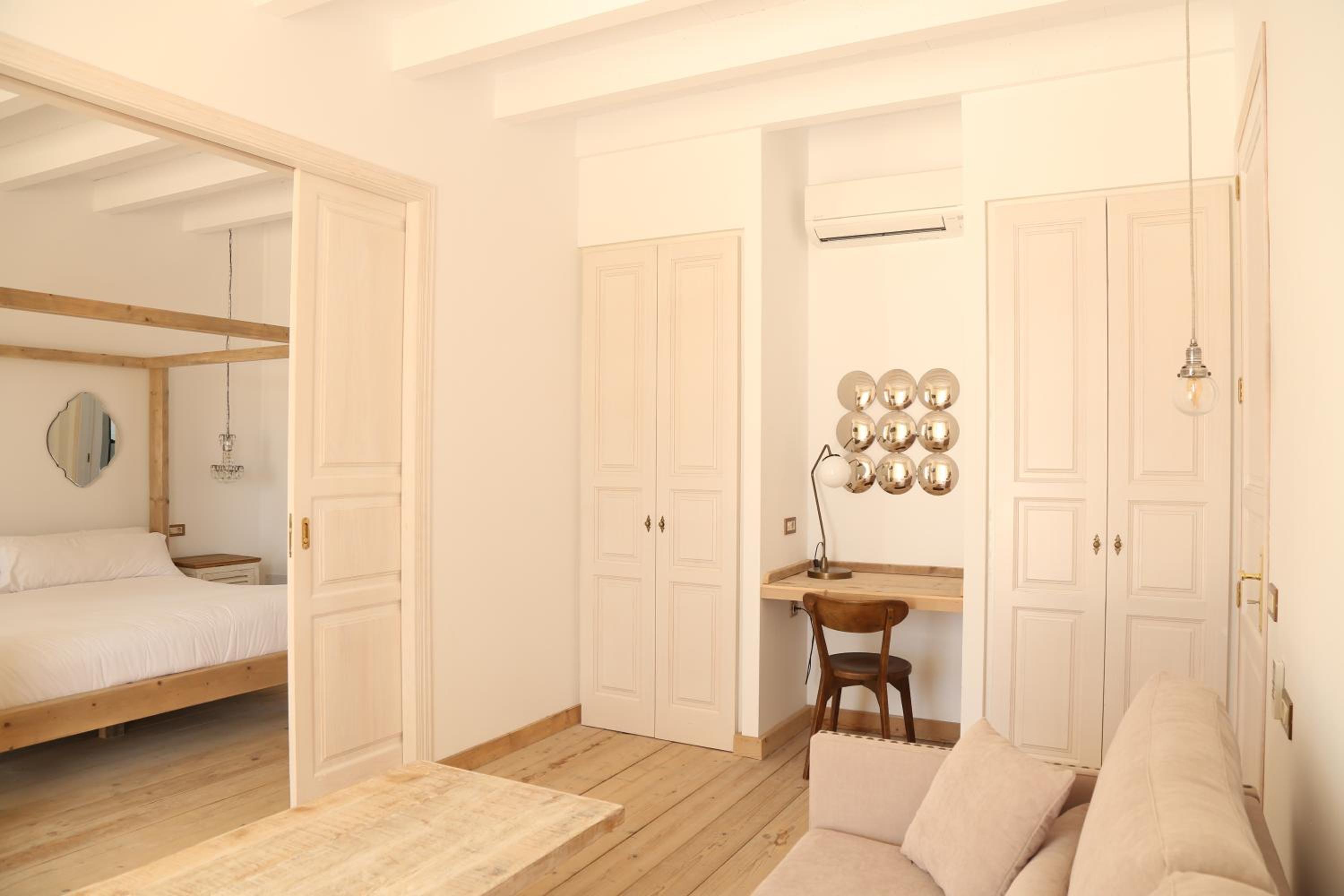 Suite with Sea View - Photo 5