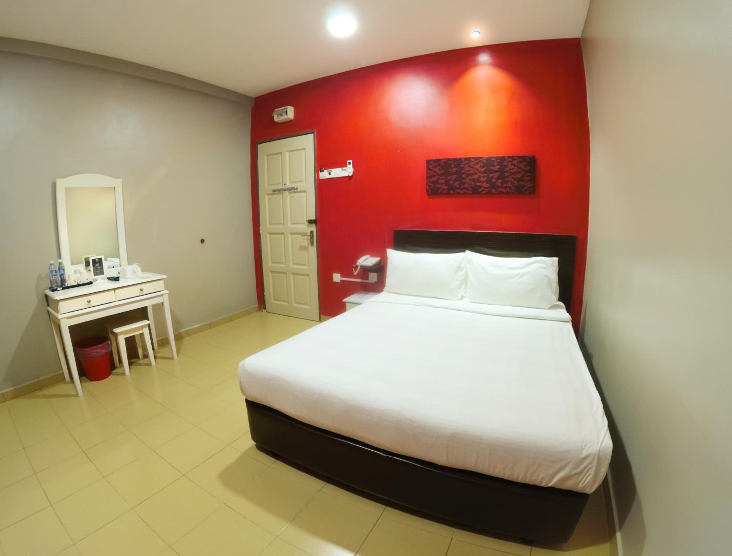 Standard Room with No Window