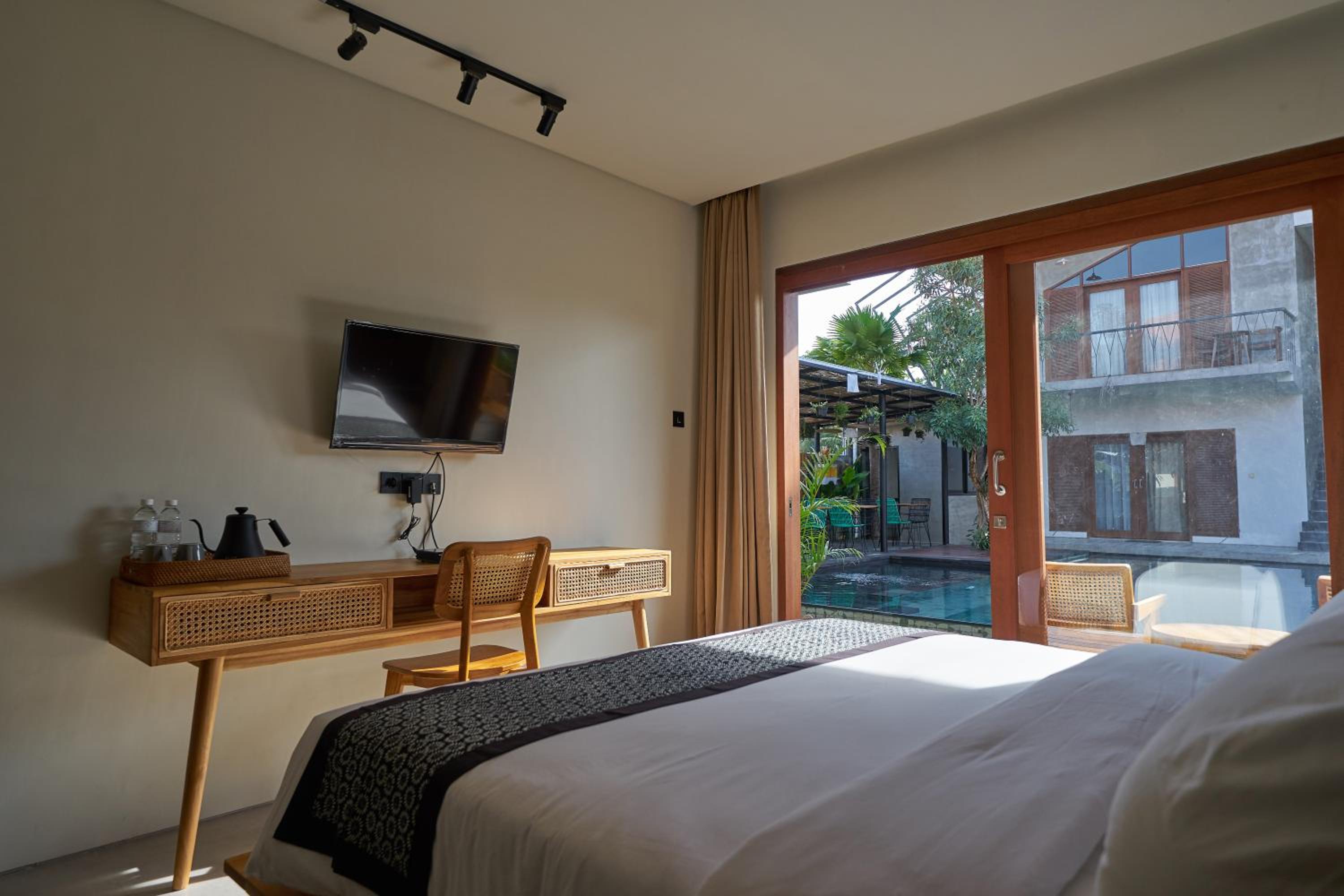 Superior Double Room - Photo 2