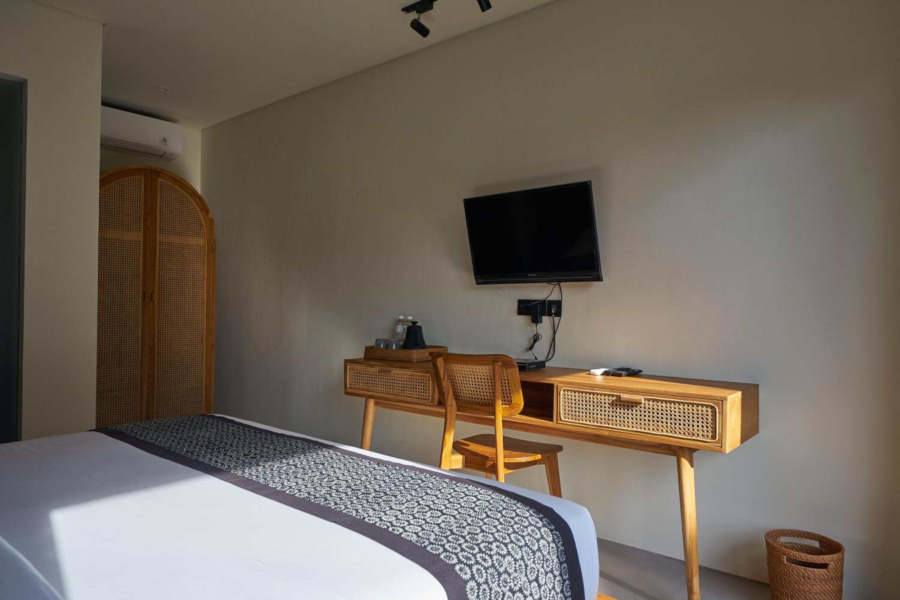 Superior Double Room - Photo 12