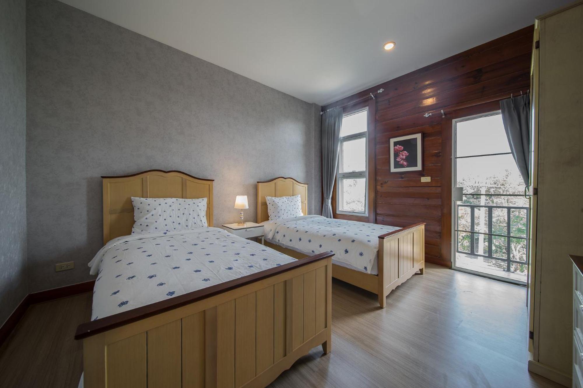 Two-Bedroom Apartment - Photo 18